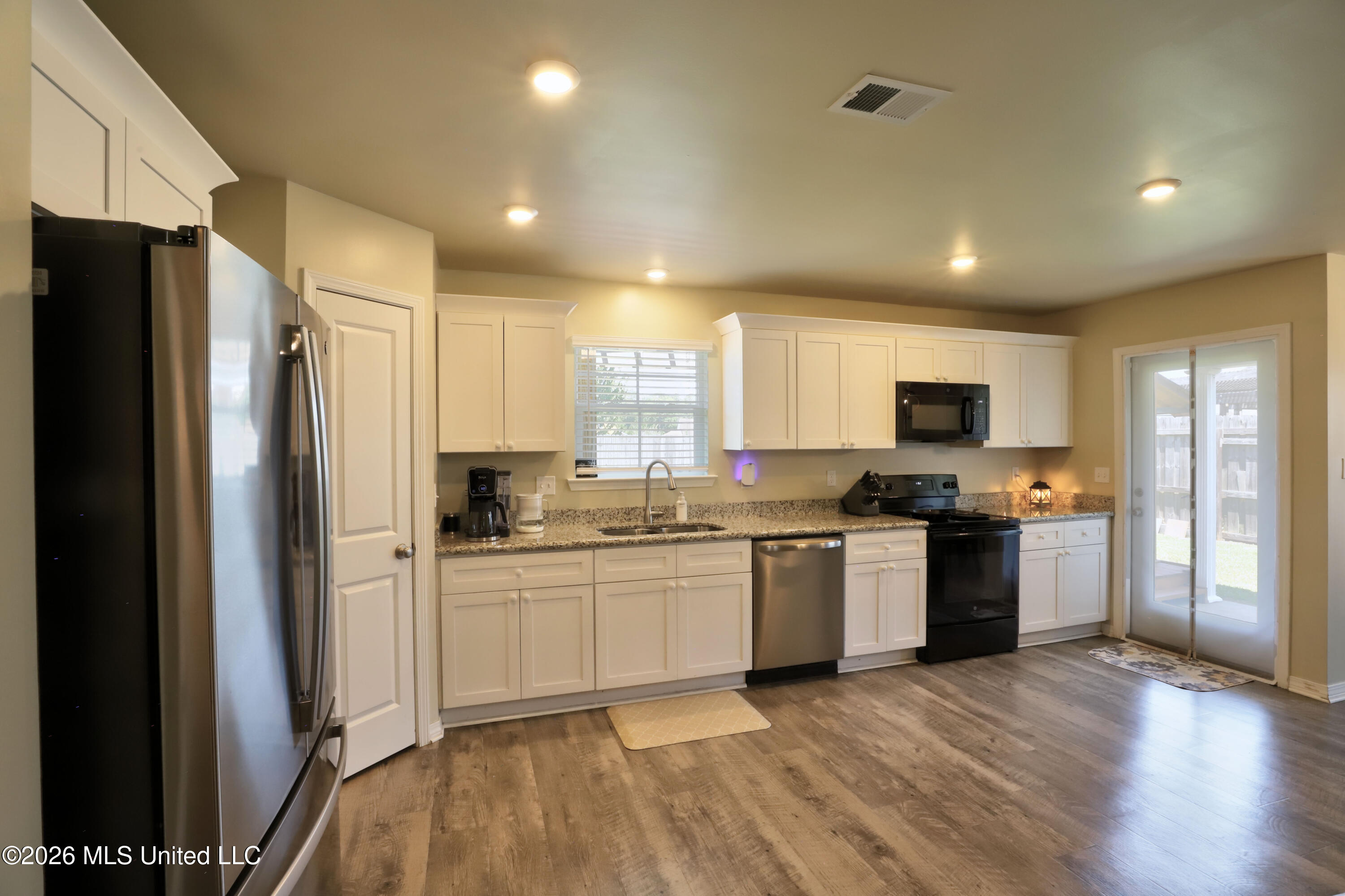 13405 Willow Oak Circle Property Photo 8