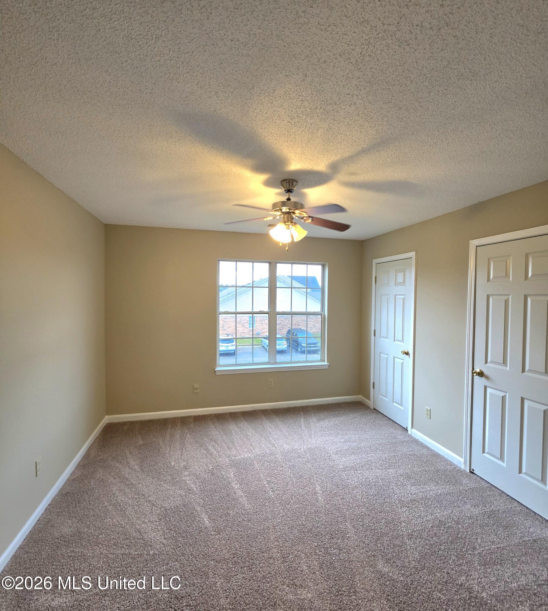 7439 Perrin Lane Property Photo 10