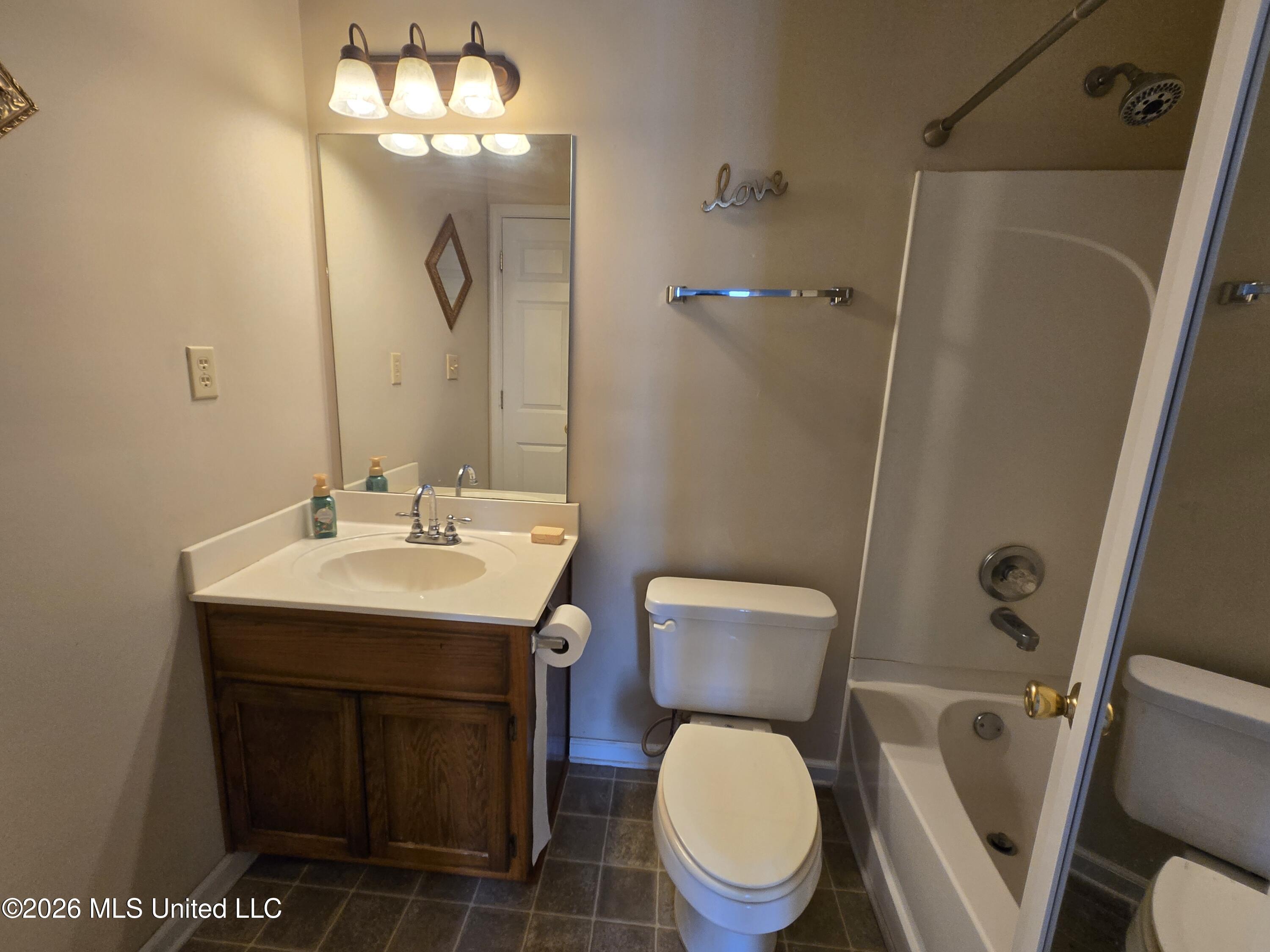 7439 Perrin Lane Property Photo 11