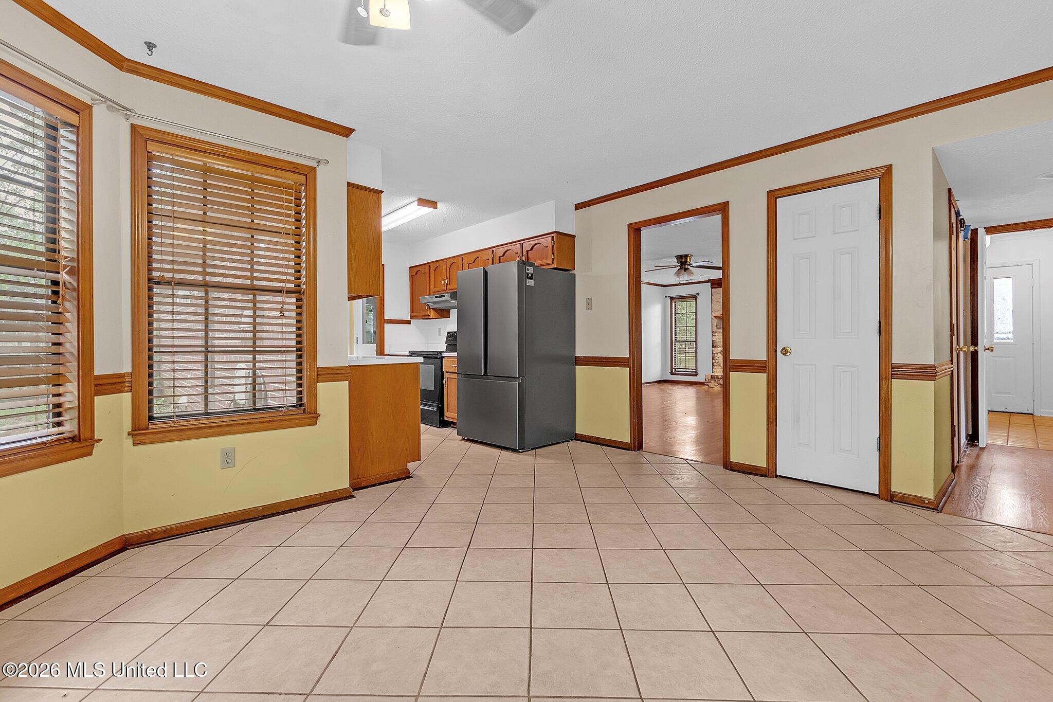 6728 Persimmon Cove Property Photo 14