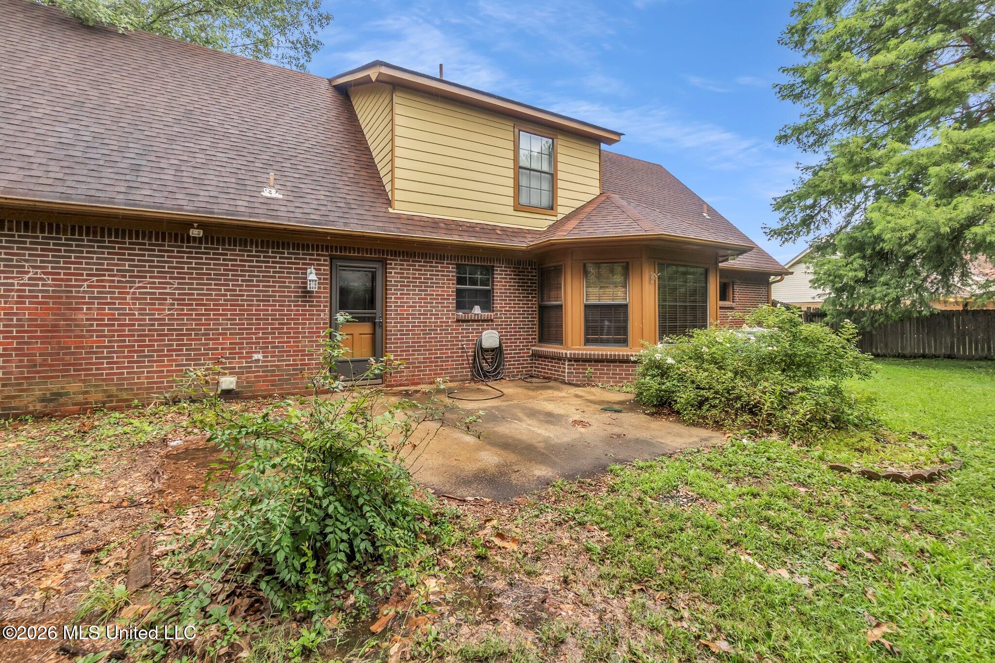 6728 Persimmon Cove Property Photo 26