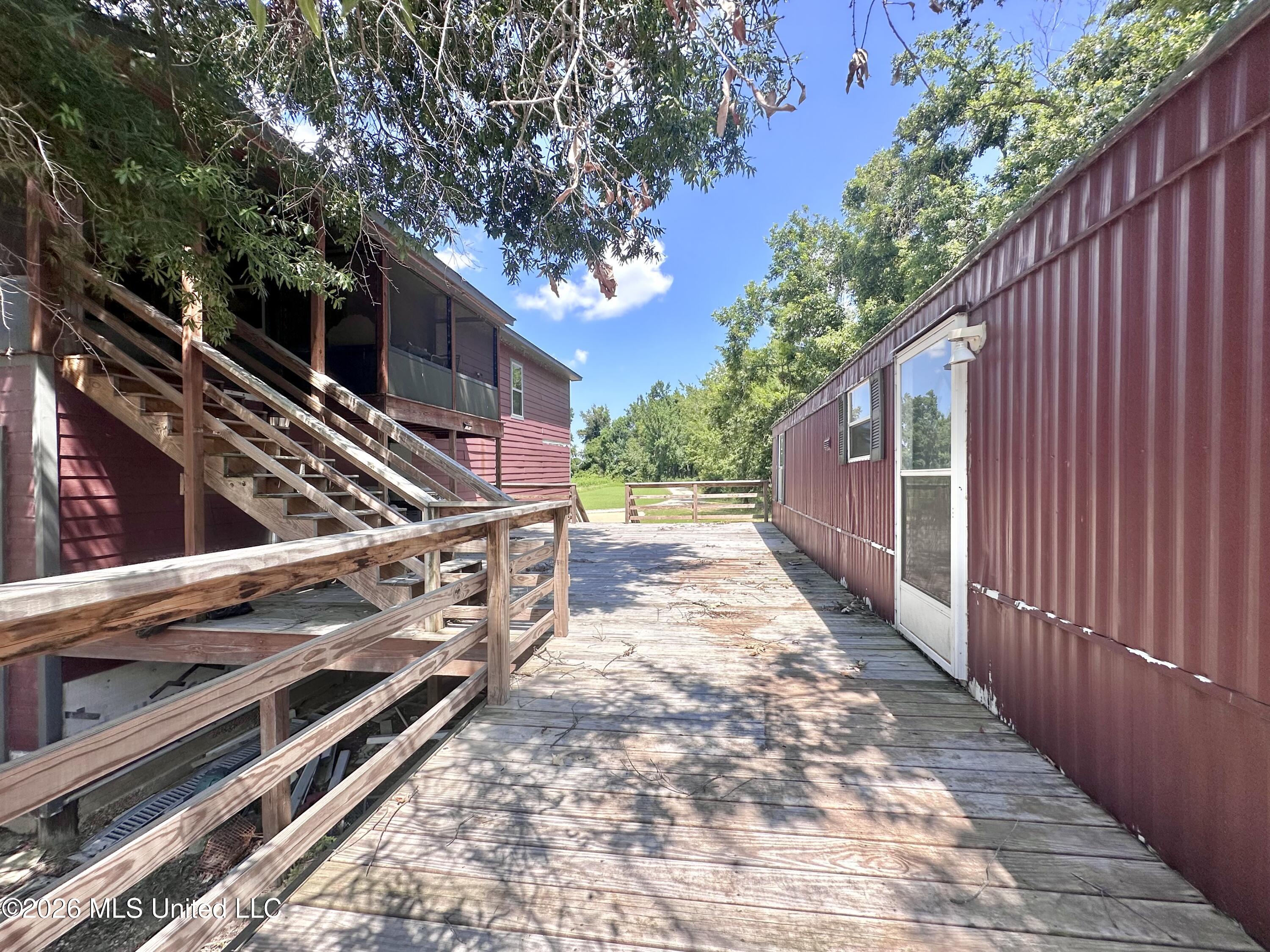 162 Shoemake Road Property Photo 7
