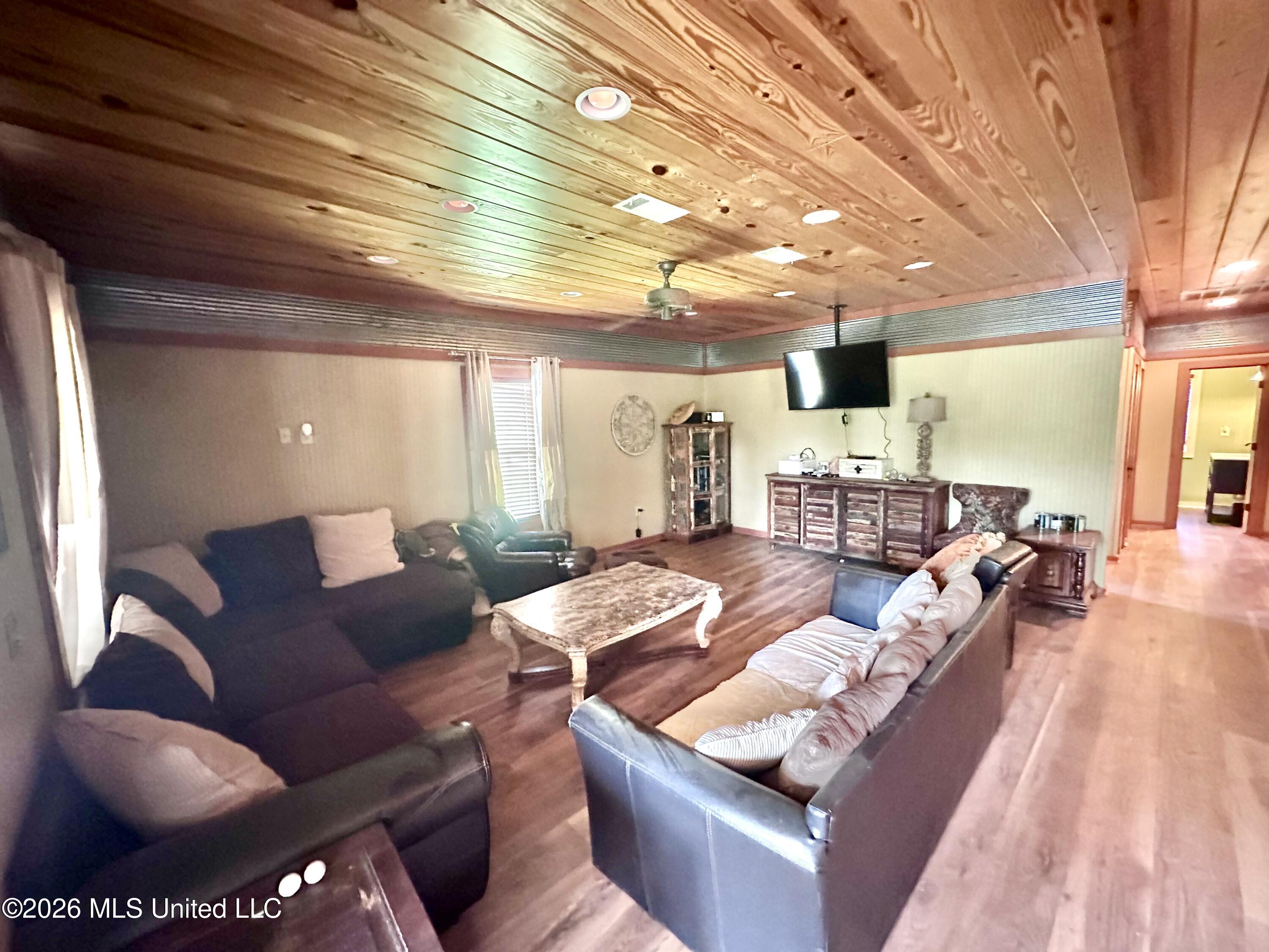 162 Shoemake Road Property Photo 12