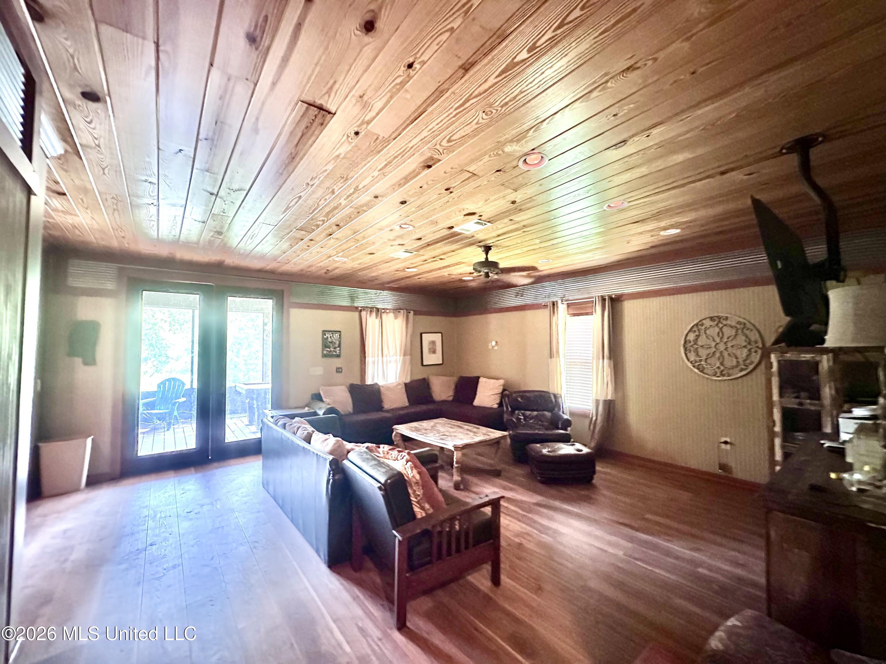 162 Shoemake Road Property Photo 13