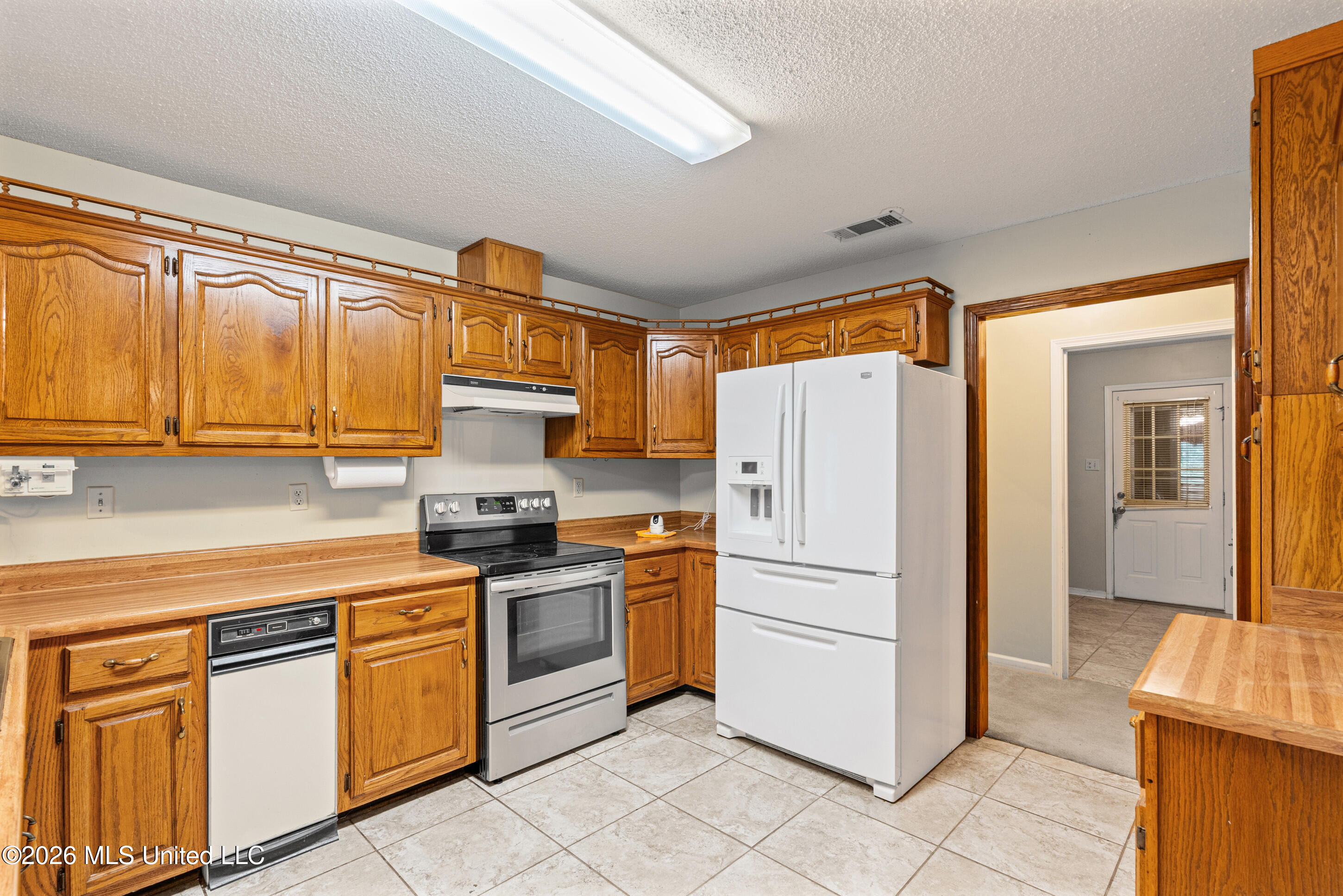 11255 Whispering Pines Drive Property Photo 10