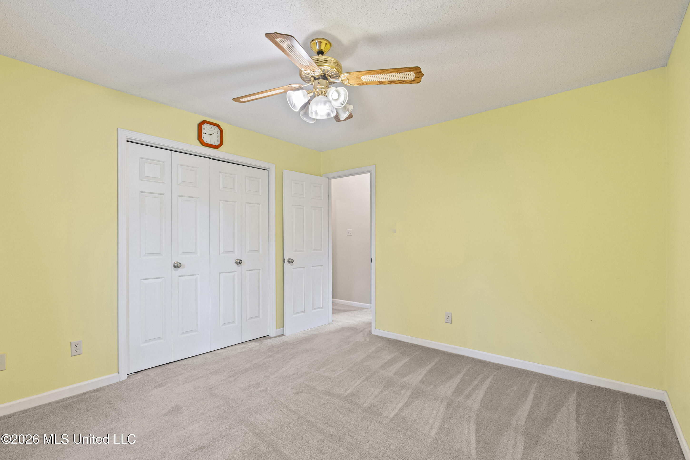 11255 Whispering Pines Drive Property Photo 14