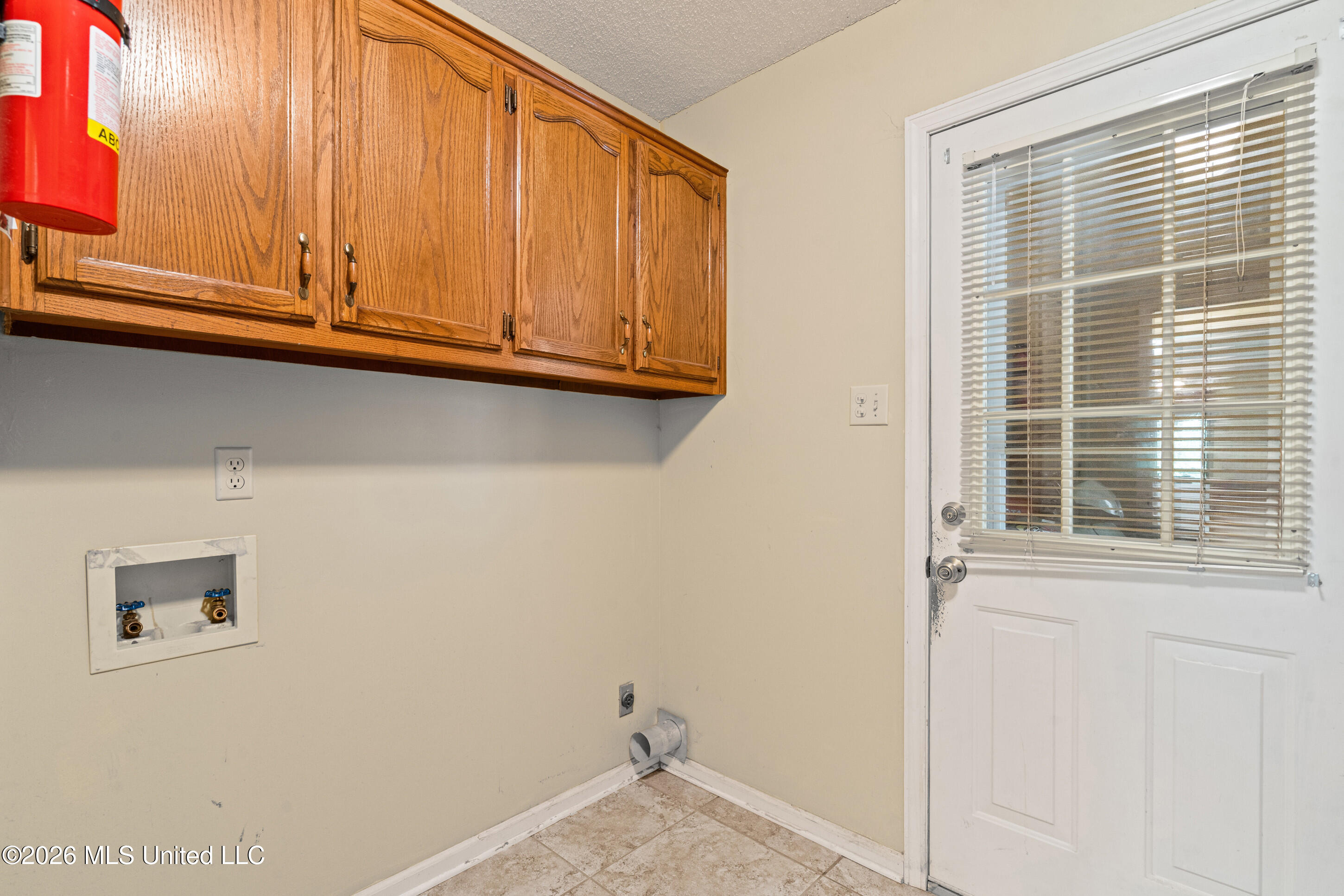 11255 Whispering Pines Drive Property Photo 18
