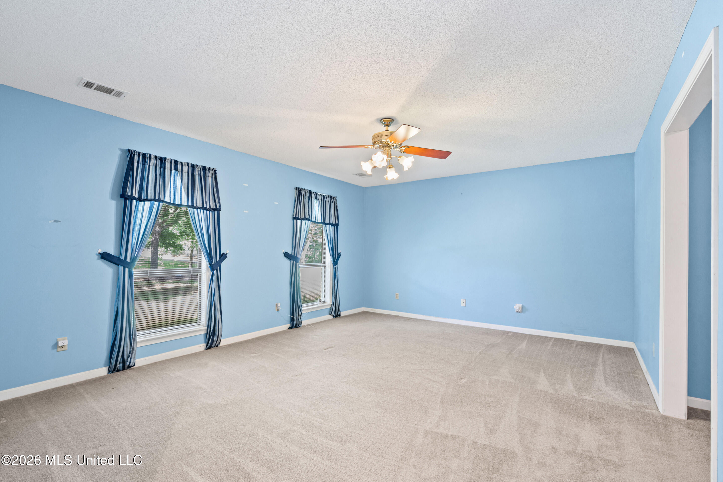 11255 Whispering Pines Drive Property Photo 19