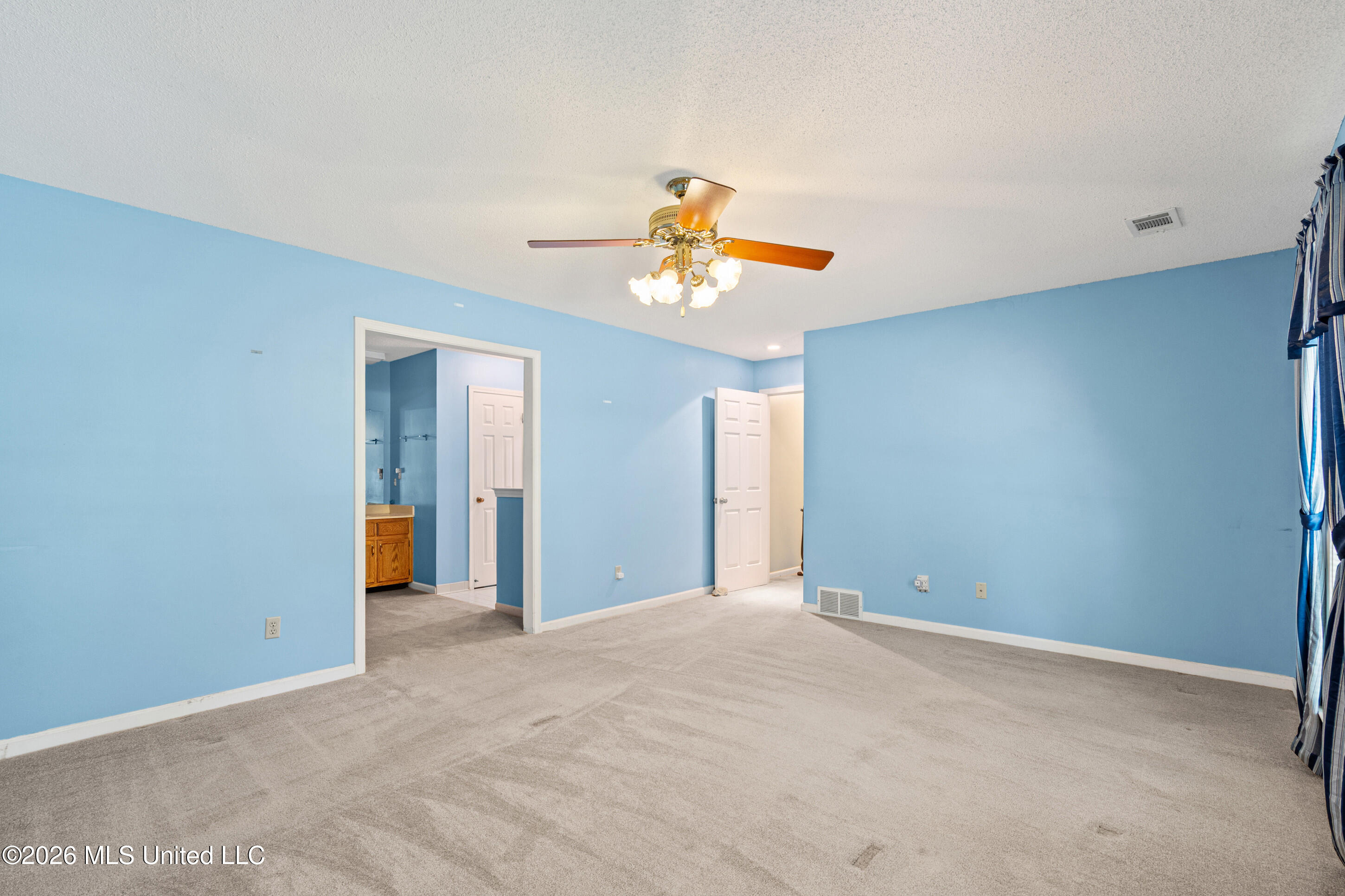 11255 Whispering Pines Drive Property Photo 20