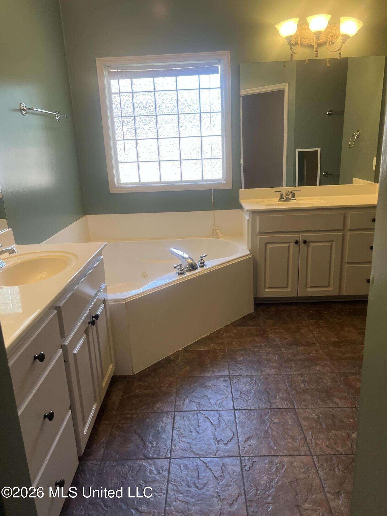 107 Ashby Park Property Photo 27