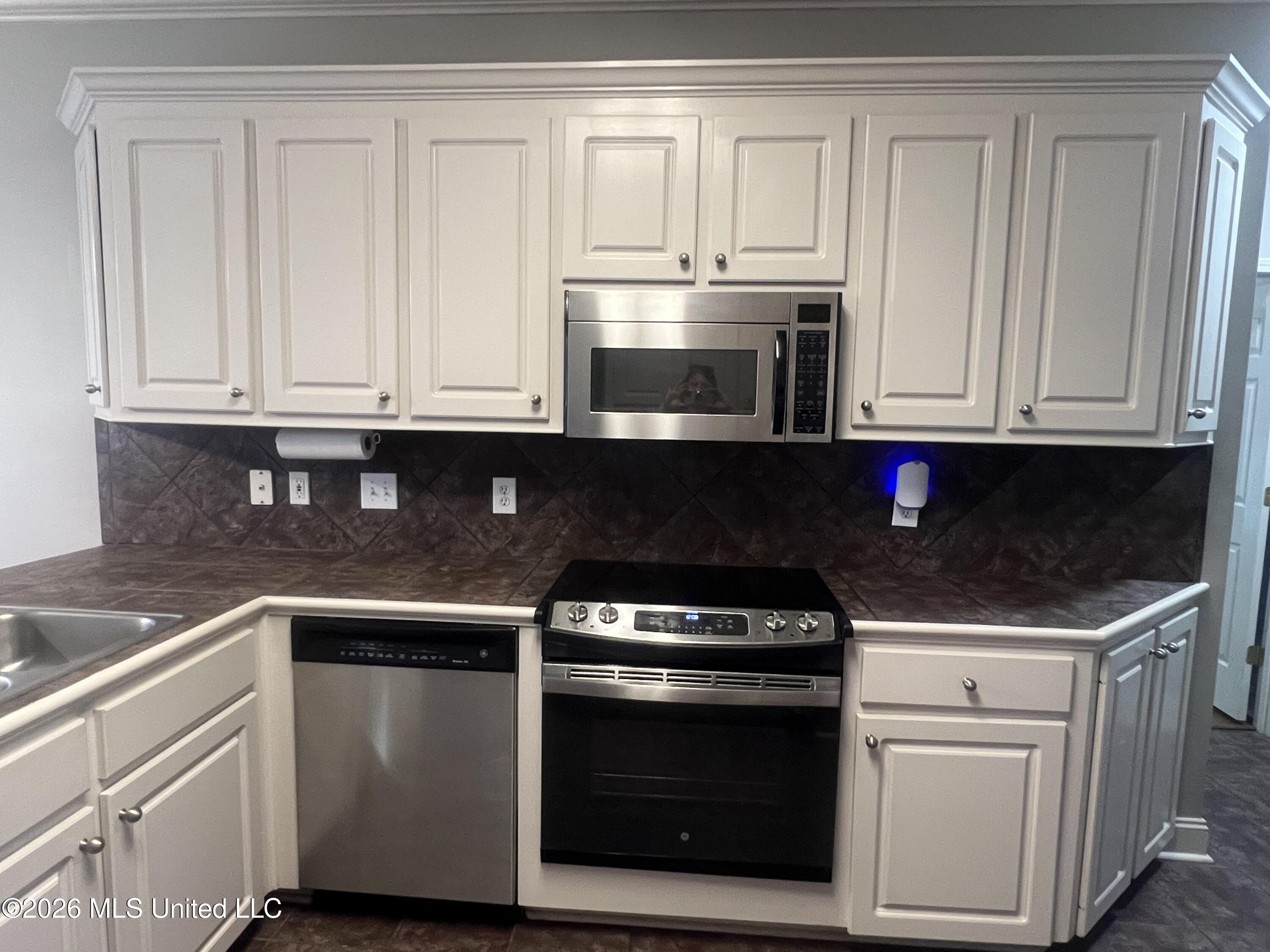 107 Ashby Park Property Photo 30