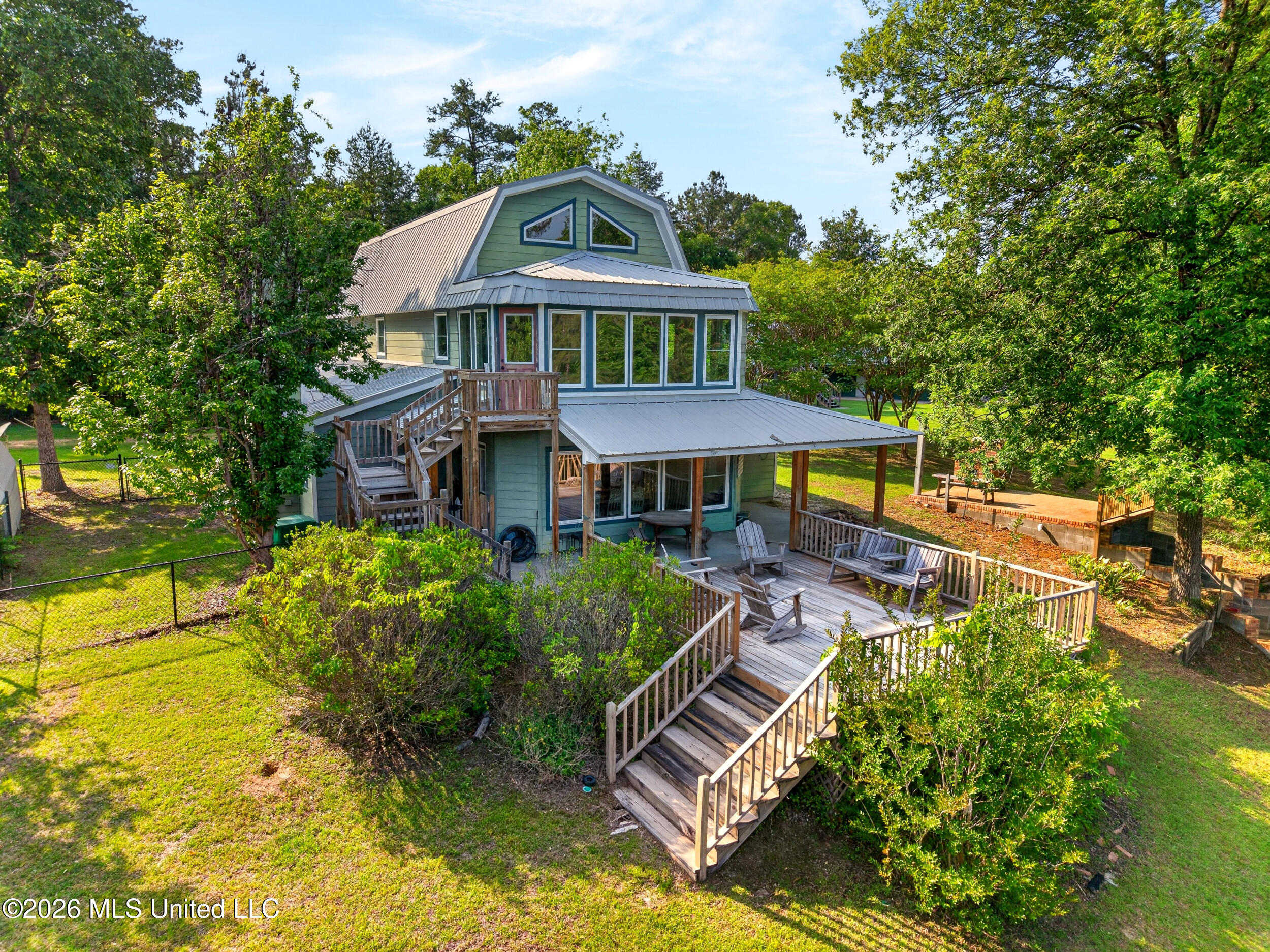 203 John Henry Lake Road Property Photo 1