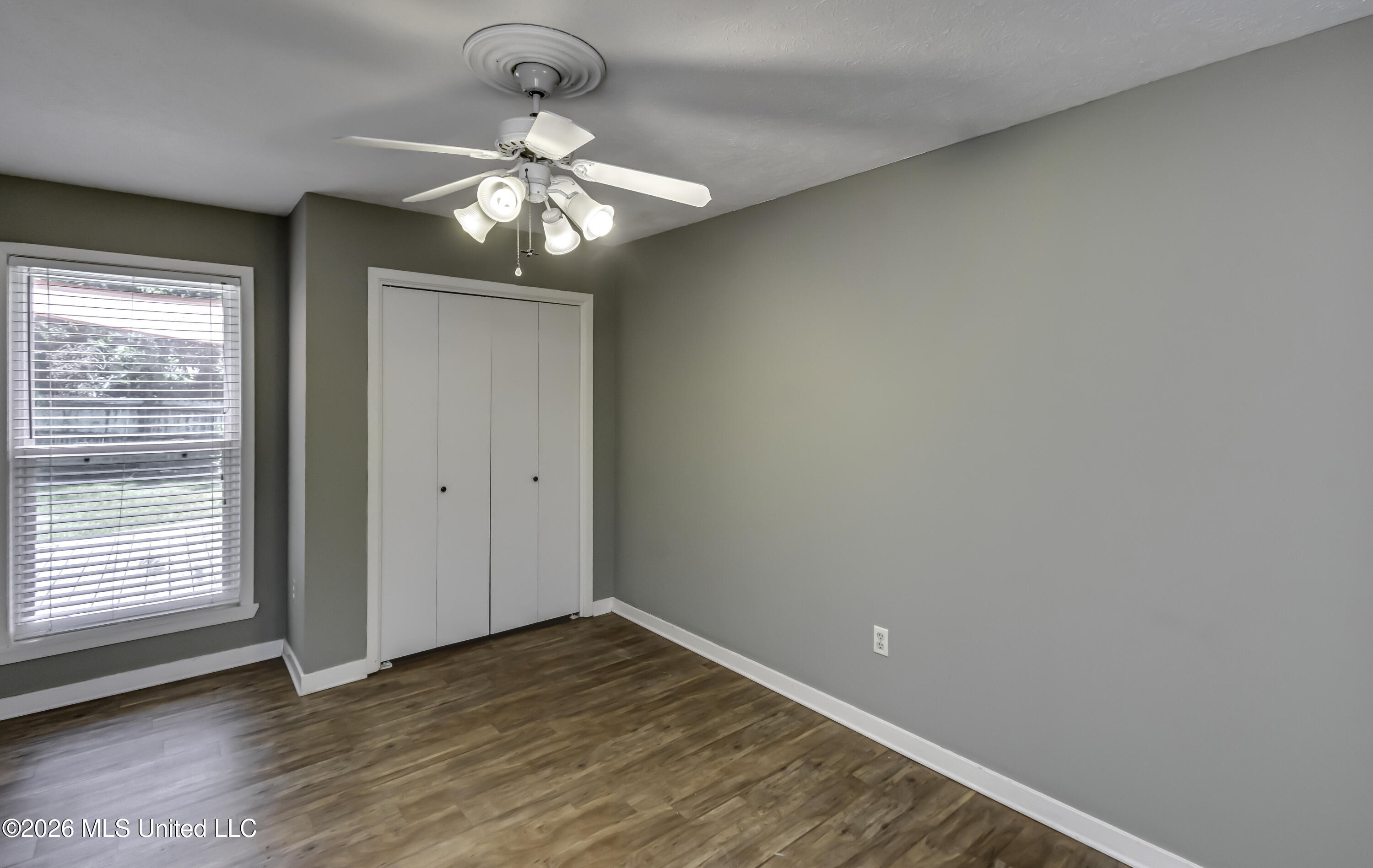 1116 Benbrook Drive Property Photo 21