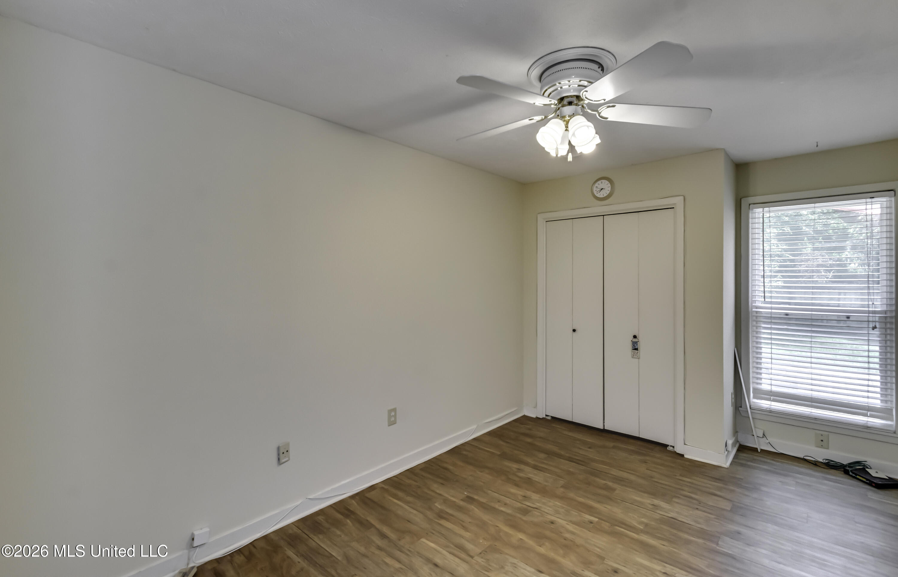 1116 Benbrook Drive Property Photo 24