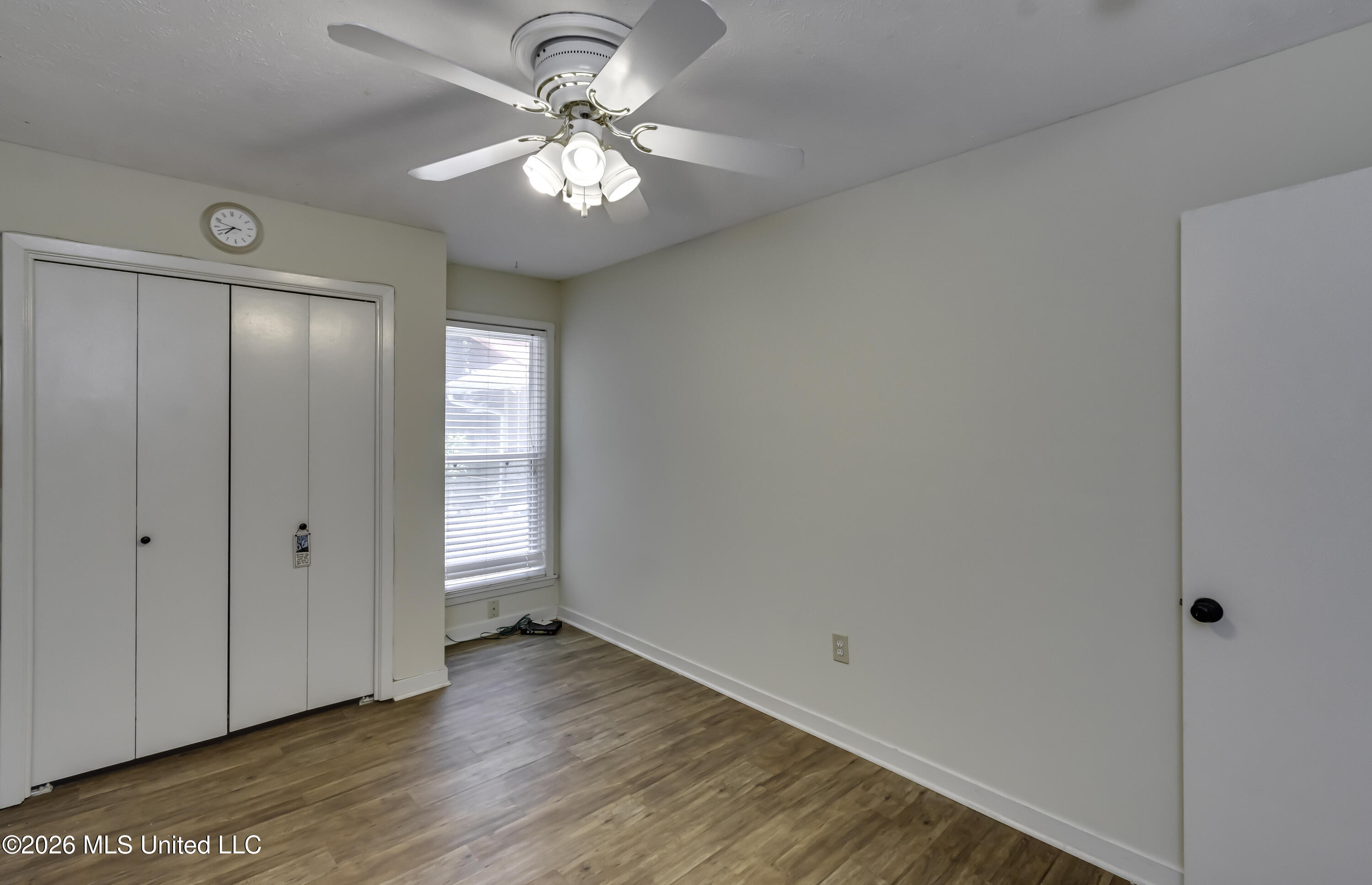 1116 Benbrook Drive Property Photo 25