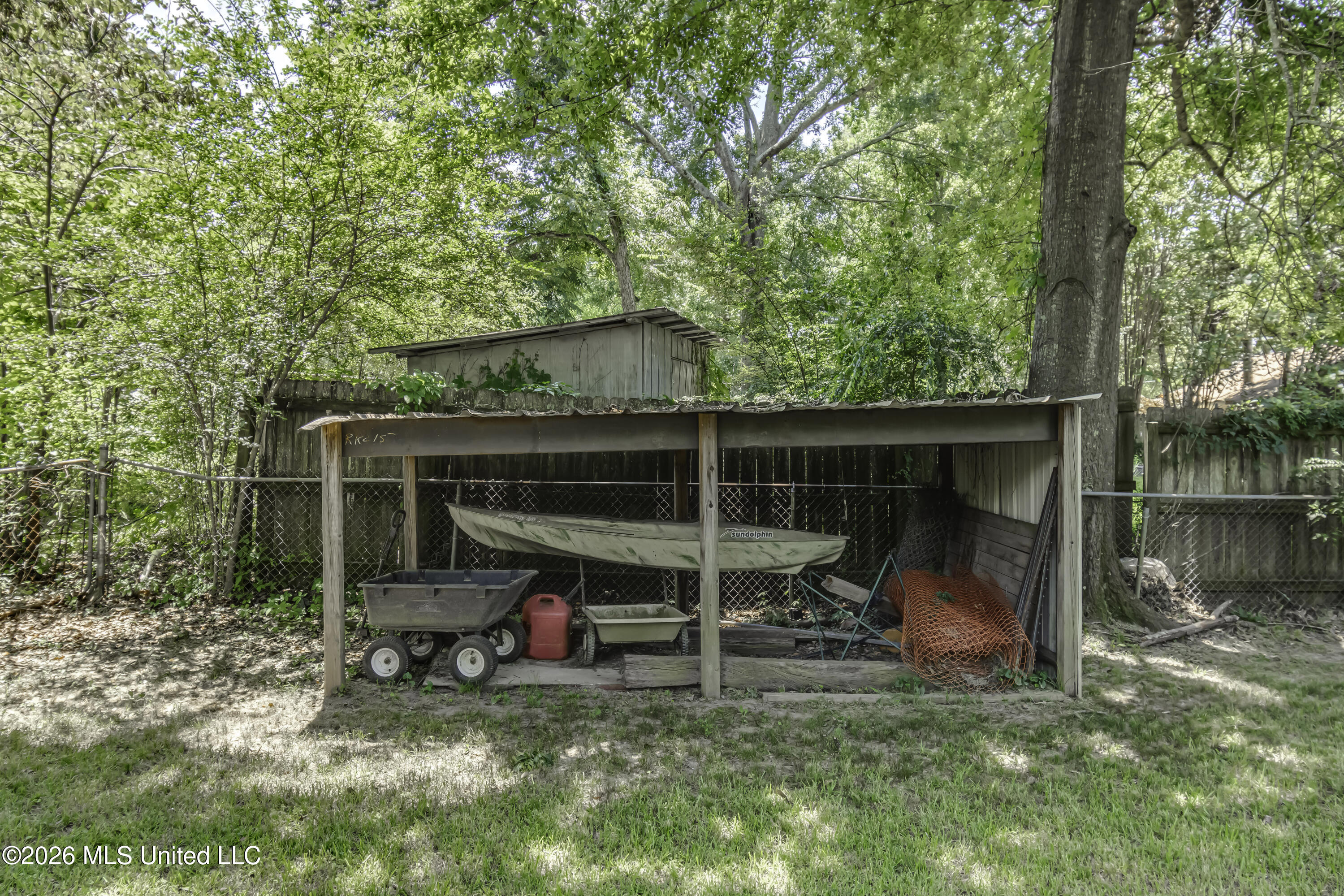 1116 Benbrook Drive Property Photo 43