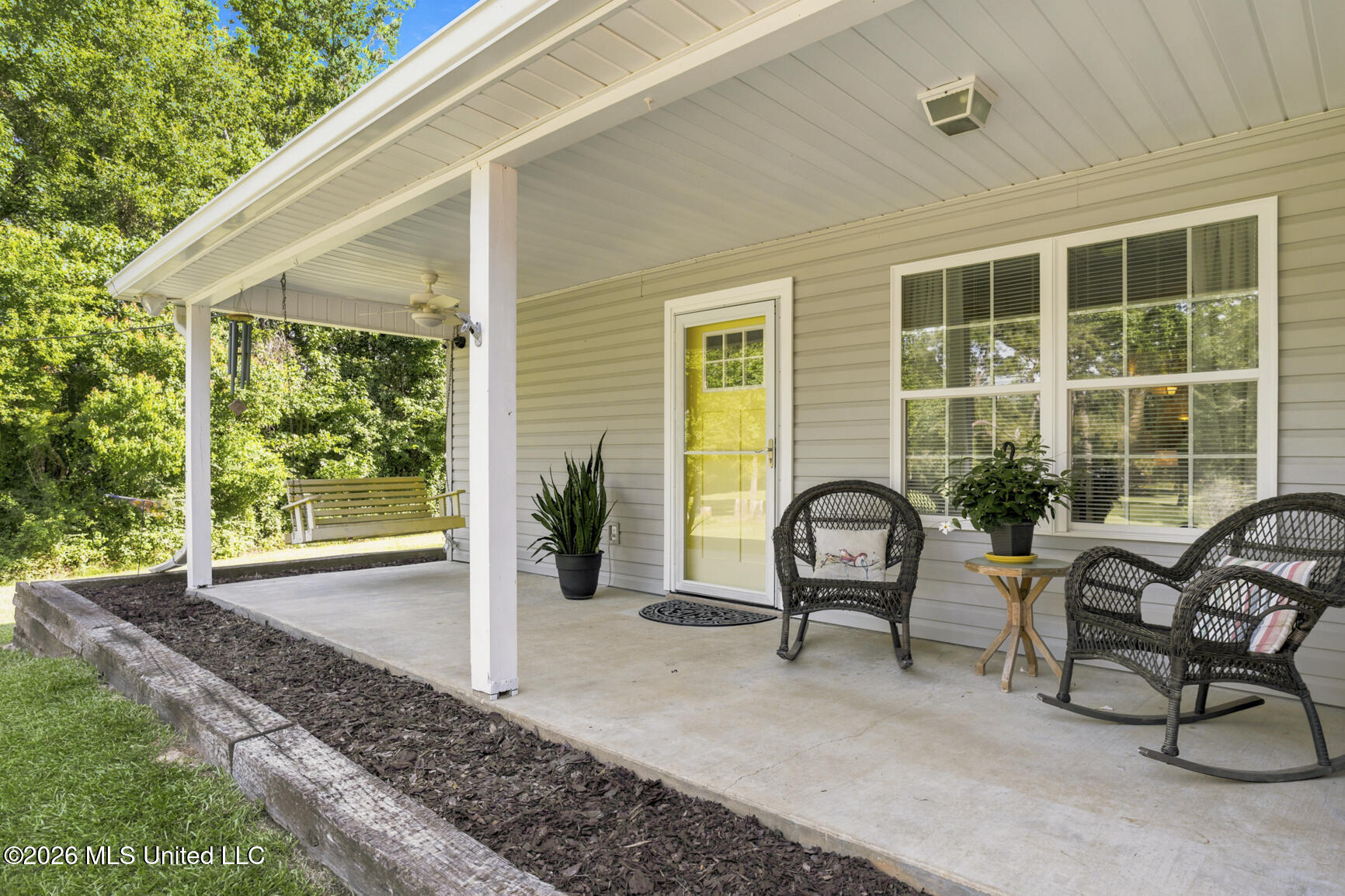 2190 S Highway 481 Property Photo 4