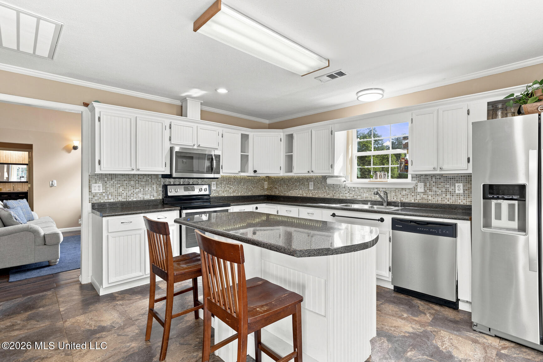 2190 S Highway 481 Property Photo 5