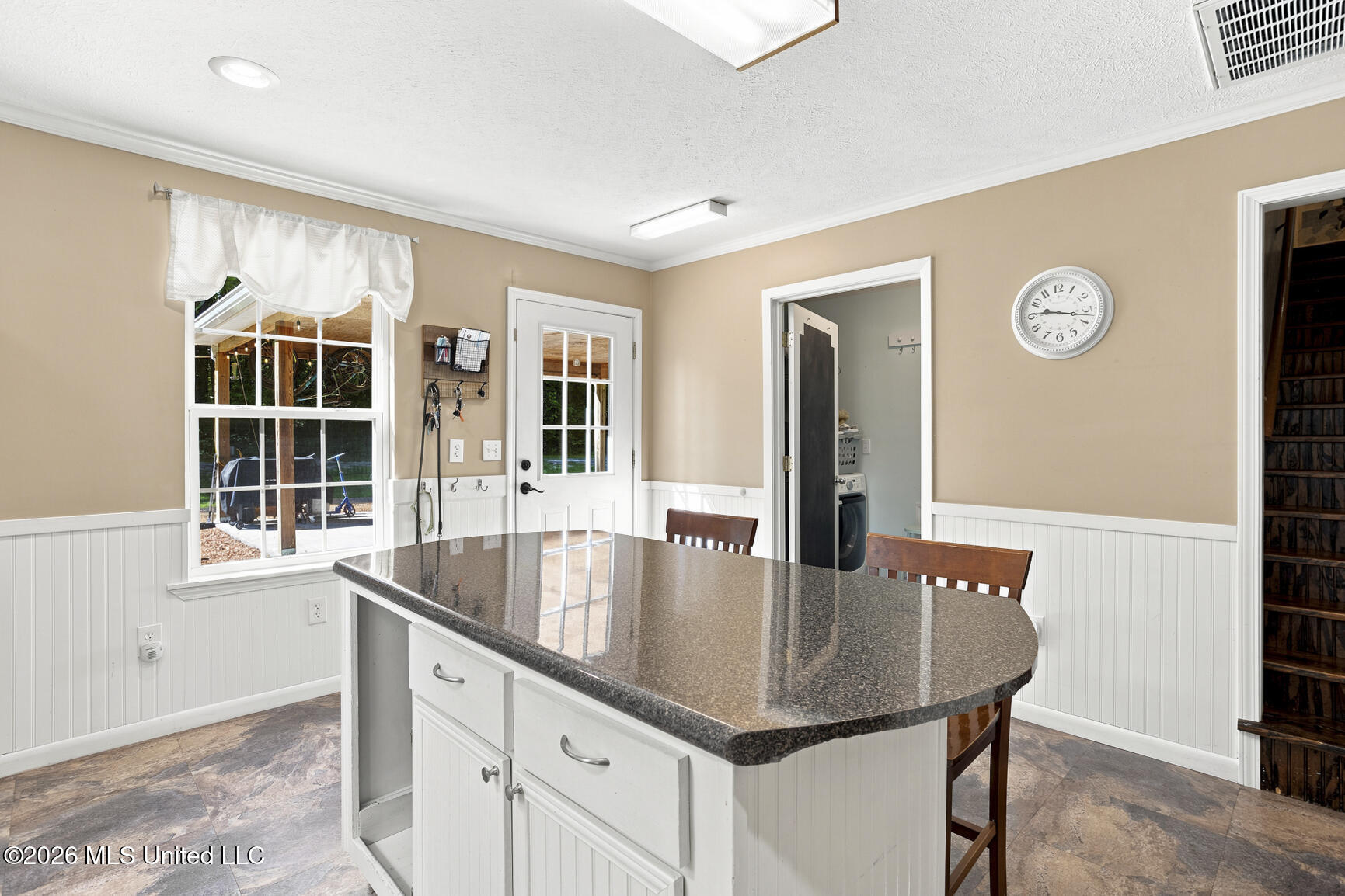 2190 S Highway 481 Property Photo 6