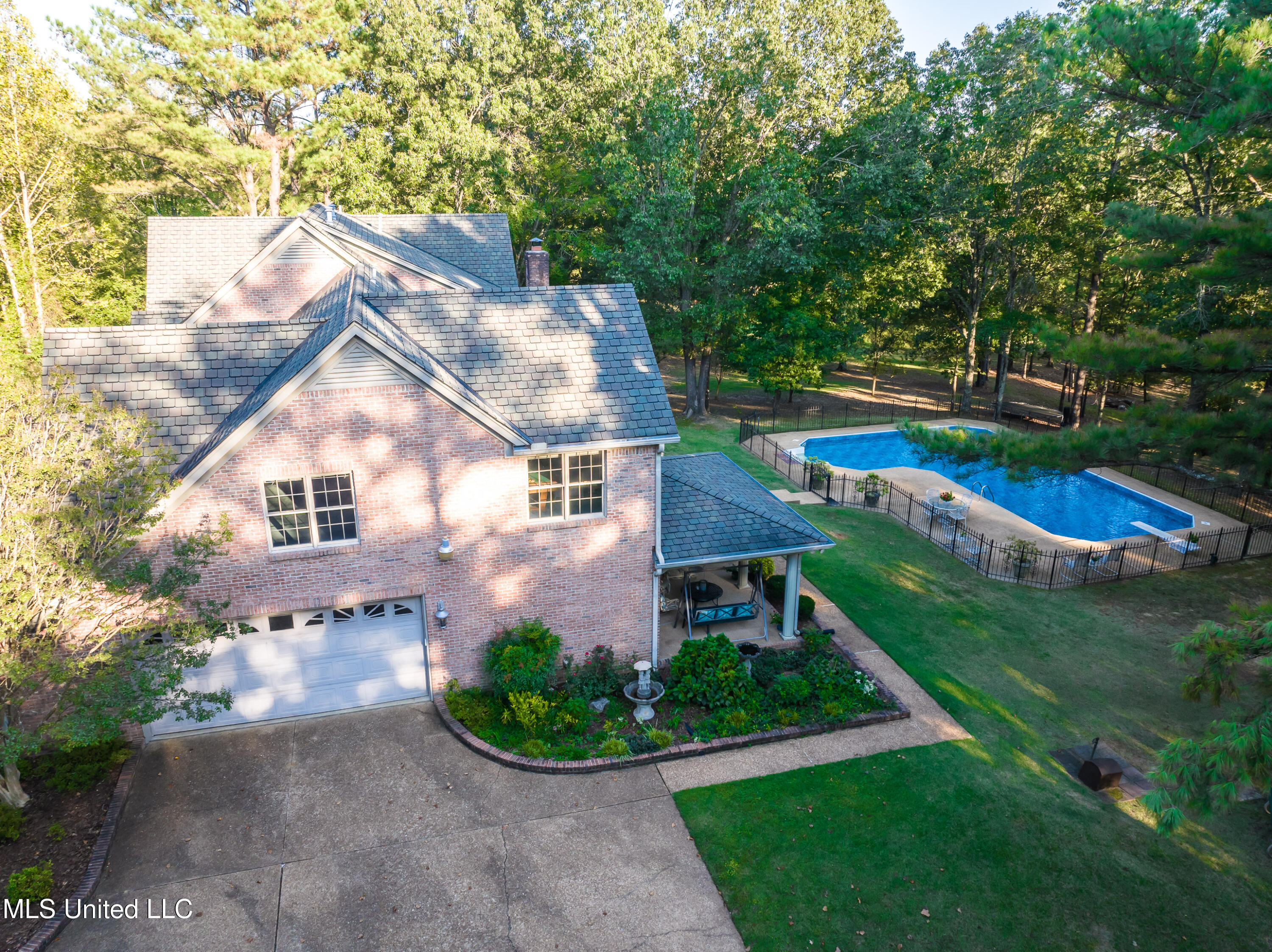12965 Whispering Pines Drive Property Photo 6