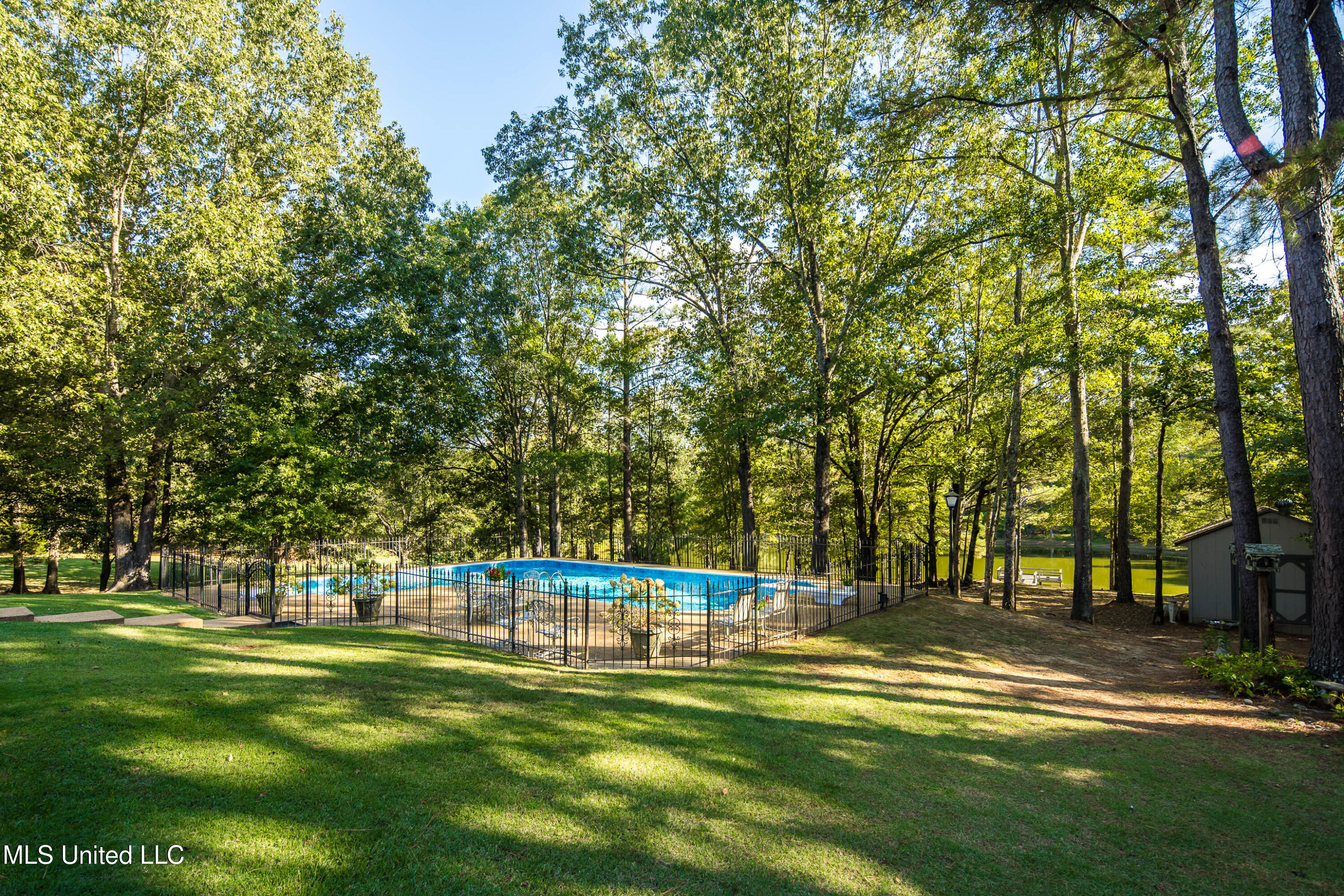 12965 Whispering Pines Drive Property Photo 44