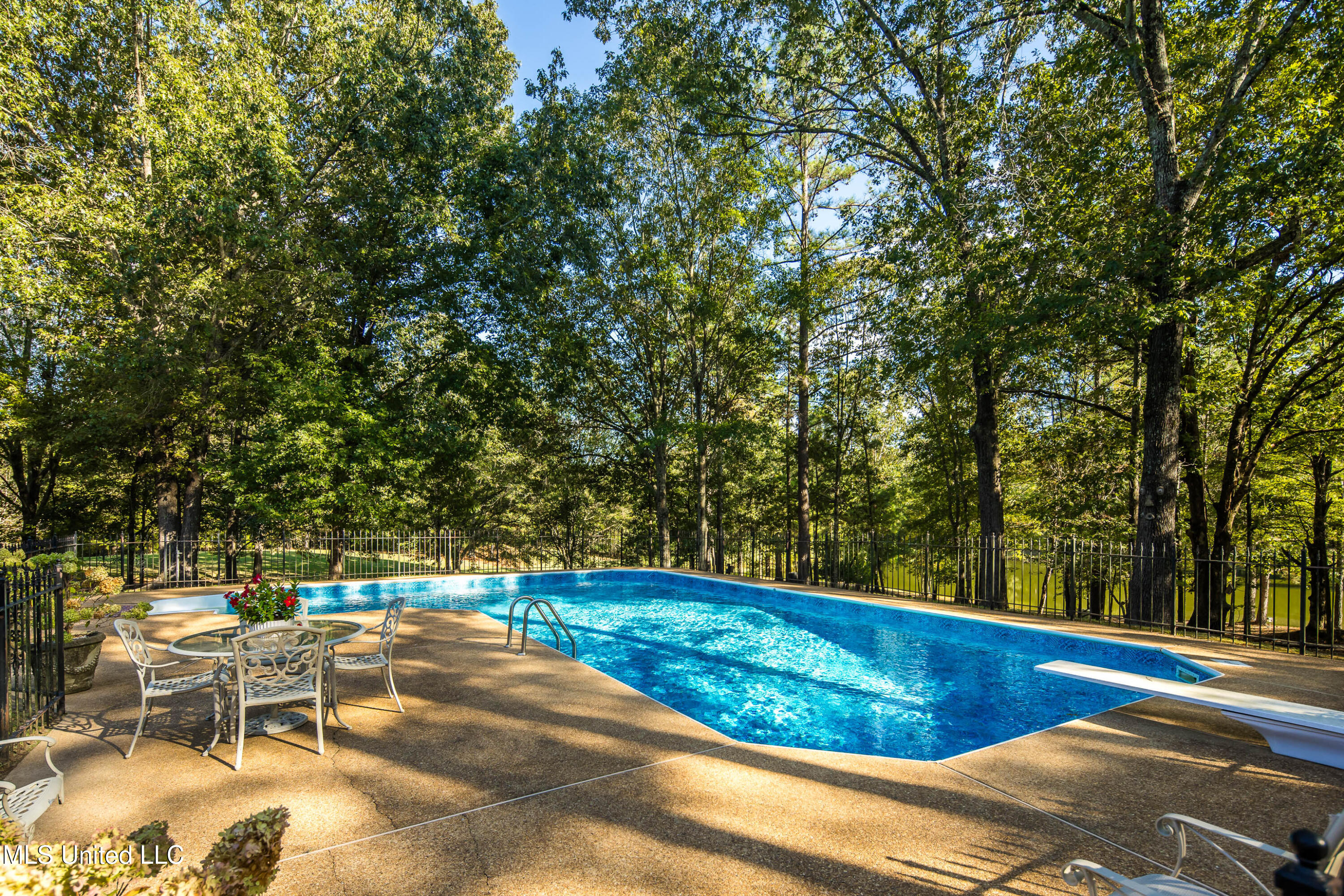 12965 Whispering Pines Drive Property Photo 45
