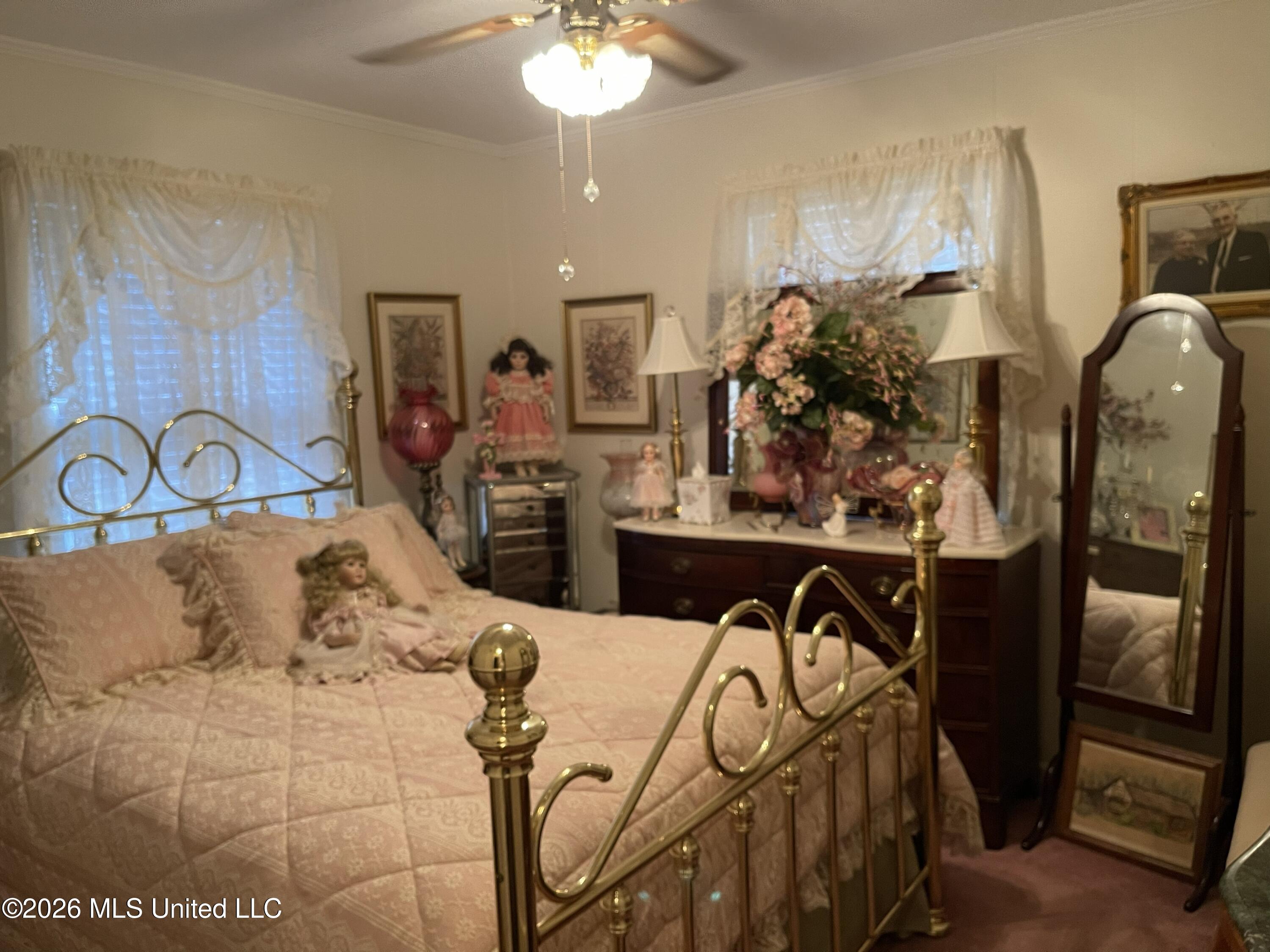 1172 W 20th Street Property Photo 17