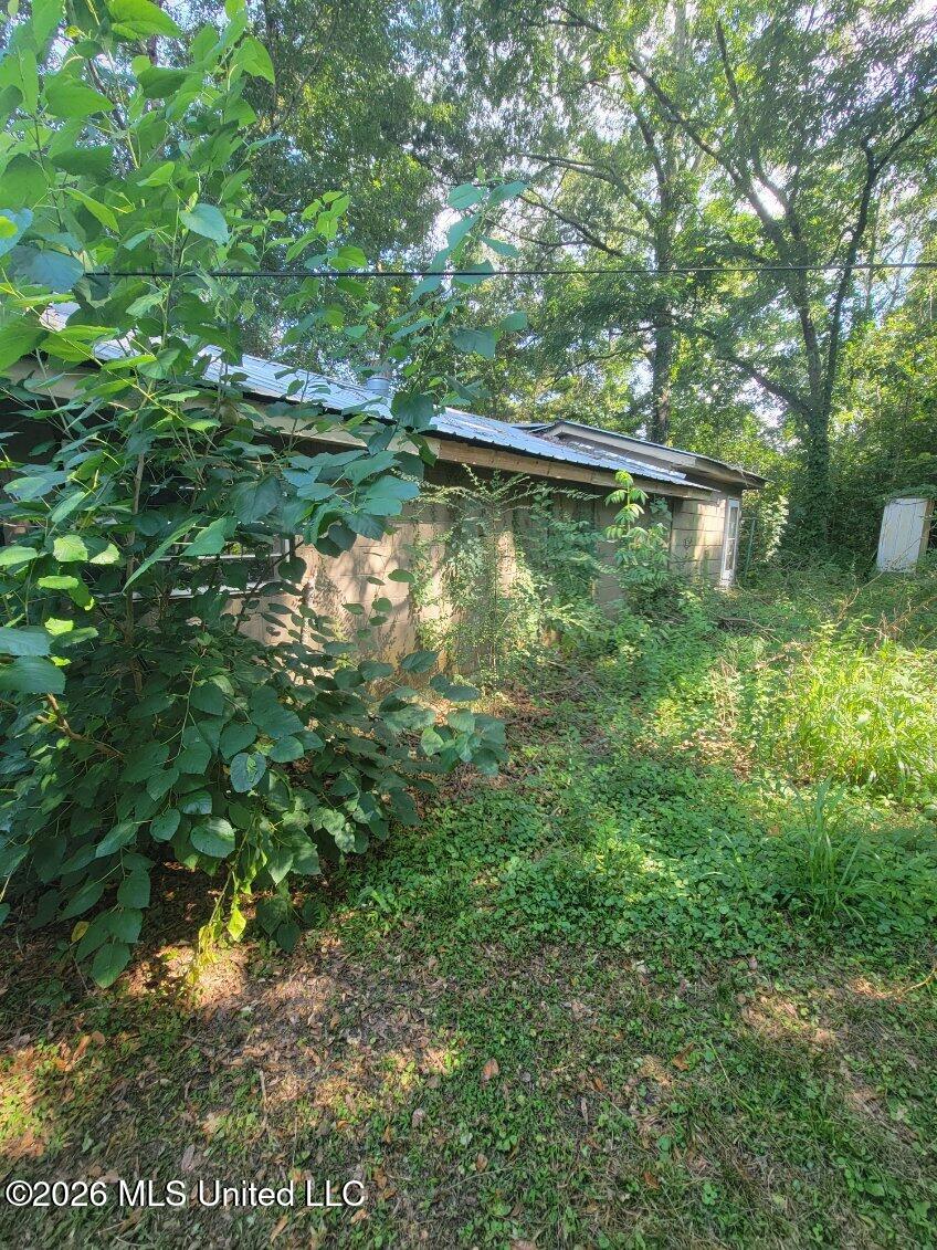 440 E Chickasaw Street Property Photo 15