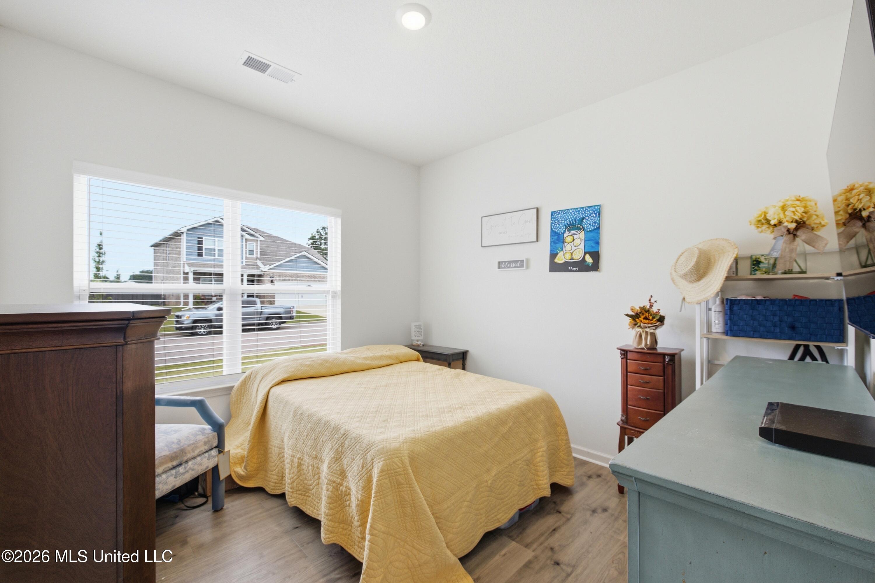 28 Twin Lakes Drive Property Photo 6