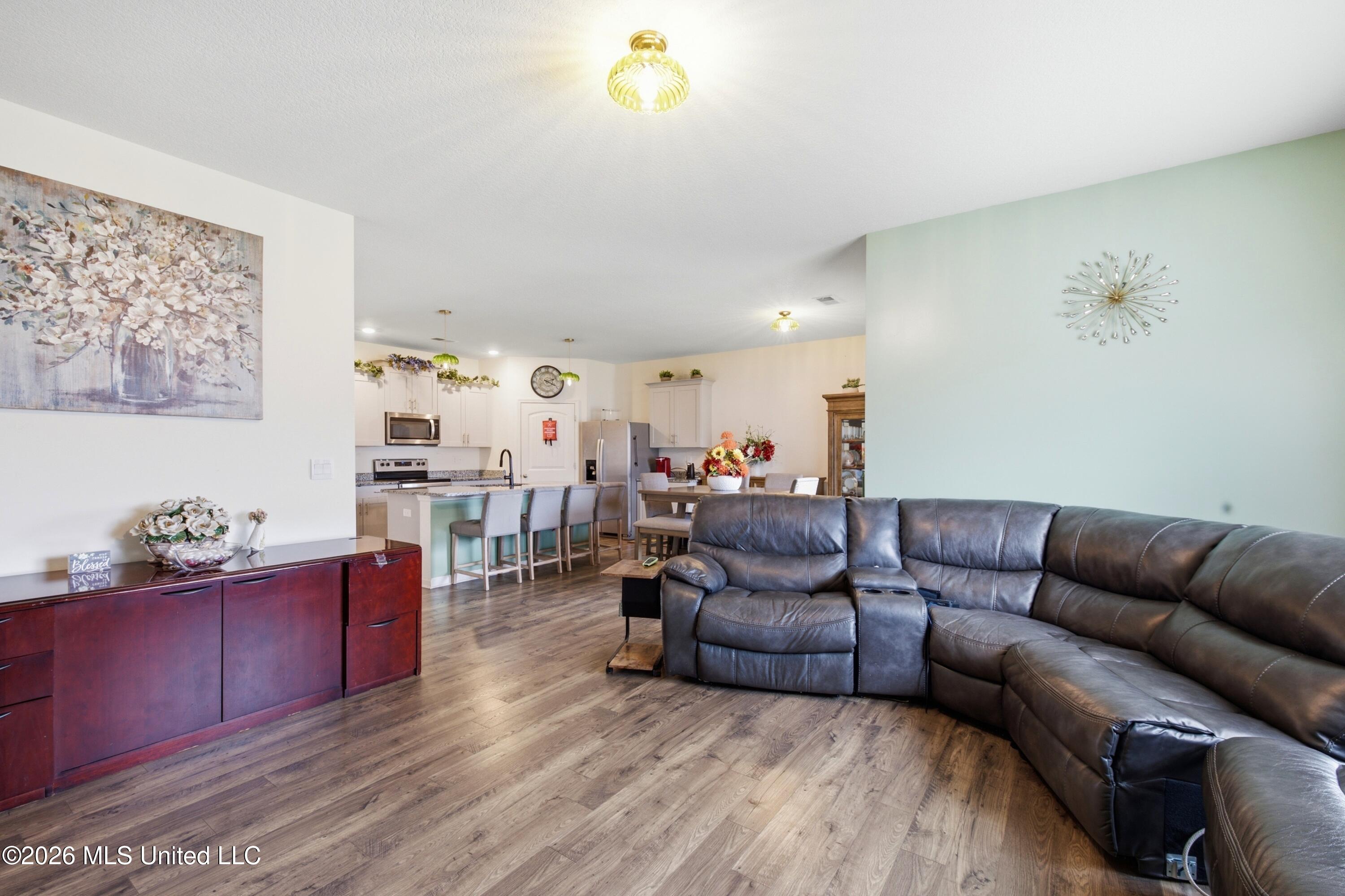 28 Twin Lakes Drive Property Photo 15