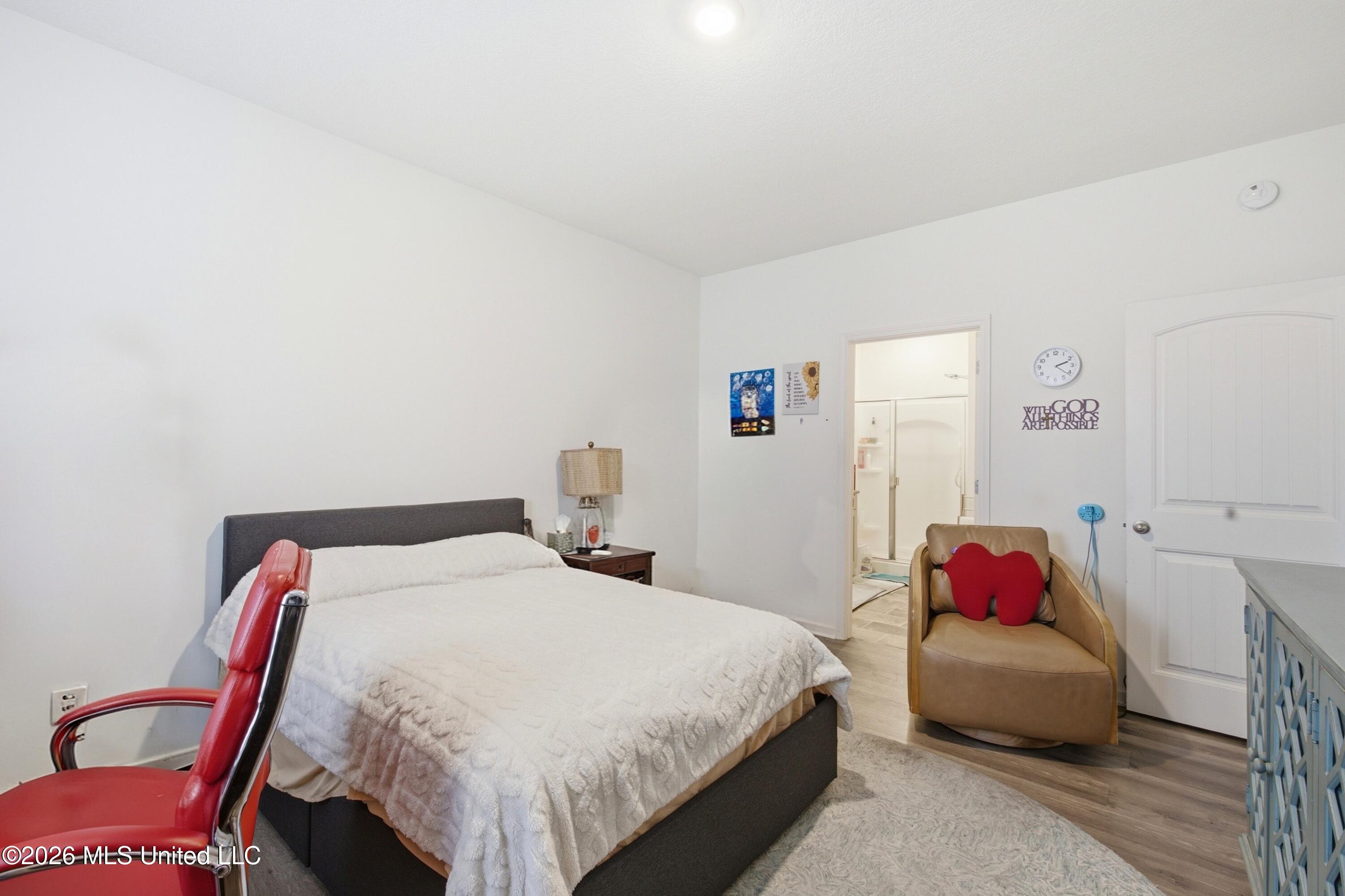 28 Twin Lakes Drive Property Photo 21