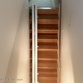1670 Wilhurst Street Property Photo 9