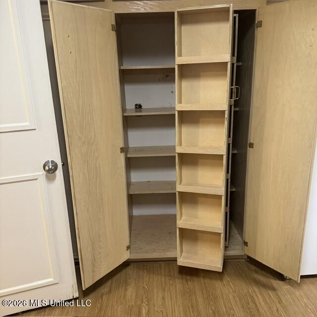 1670 Wilhurst Street Property Photo 33