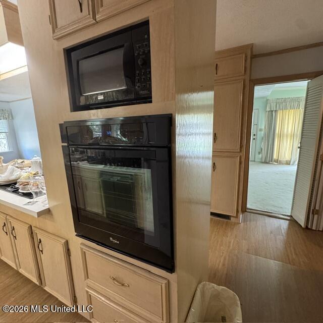 1670 Wilhurst Street Property Photo 35