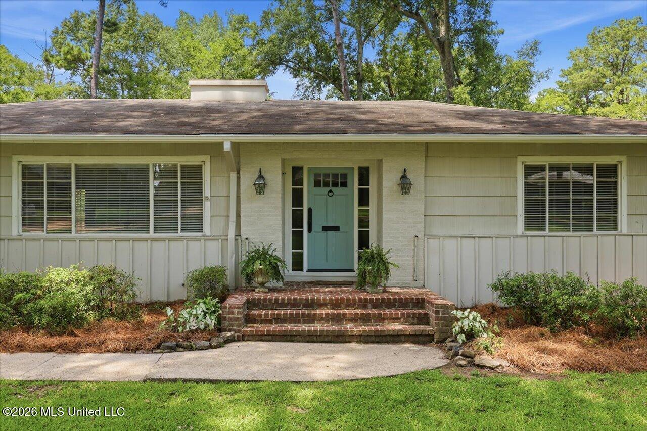 1070 Buckley Drive Property Photo 2