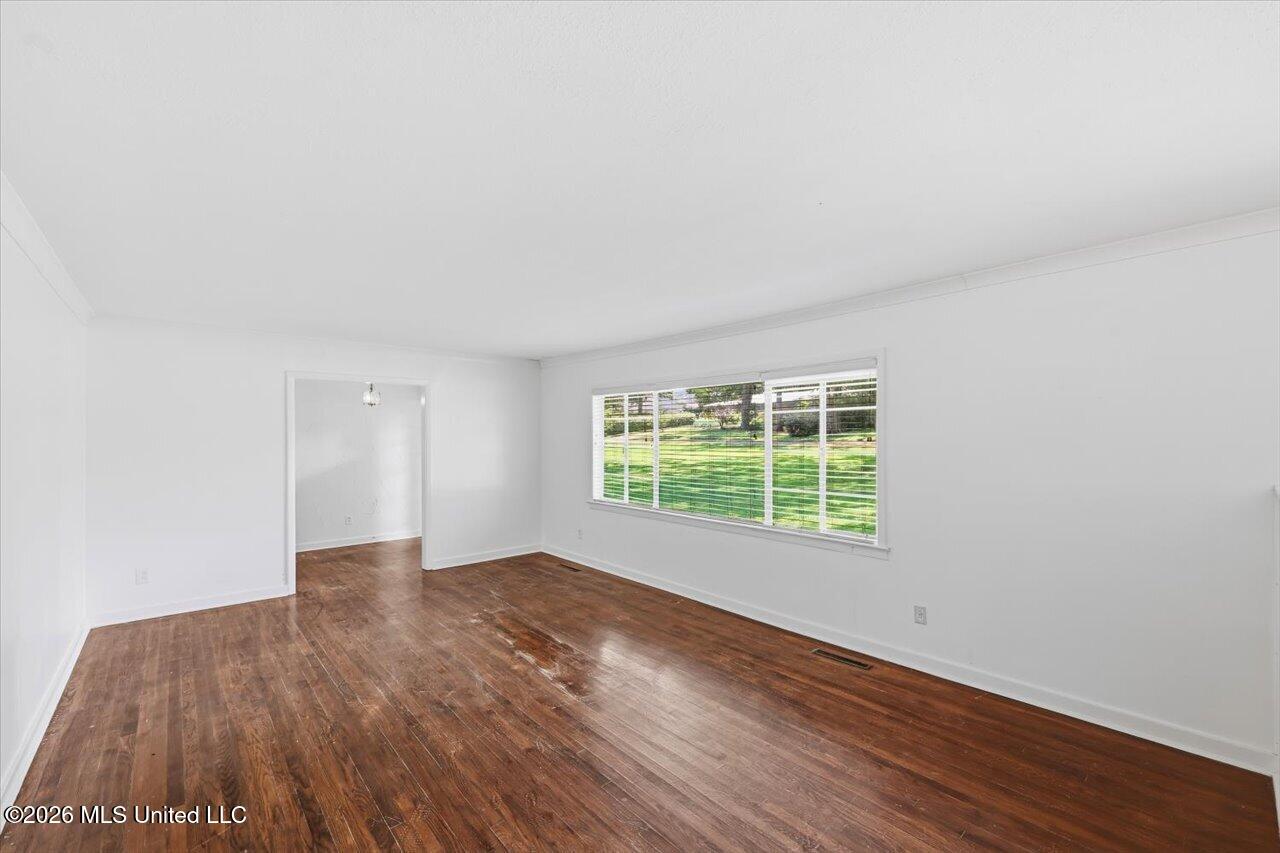 1070 Buckley Drive Property Photo 6