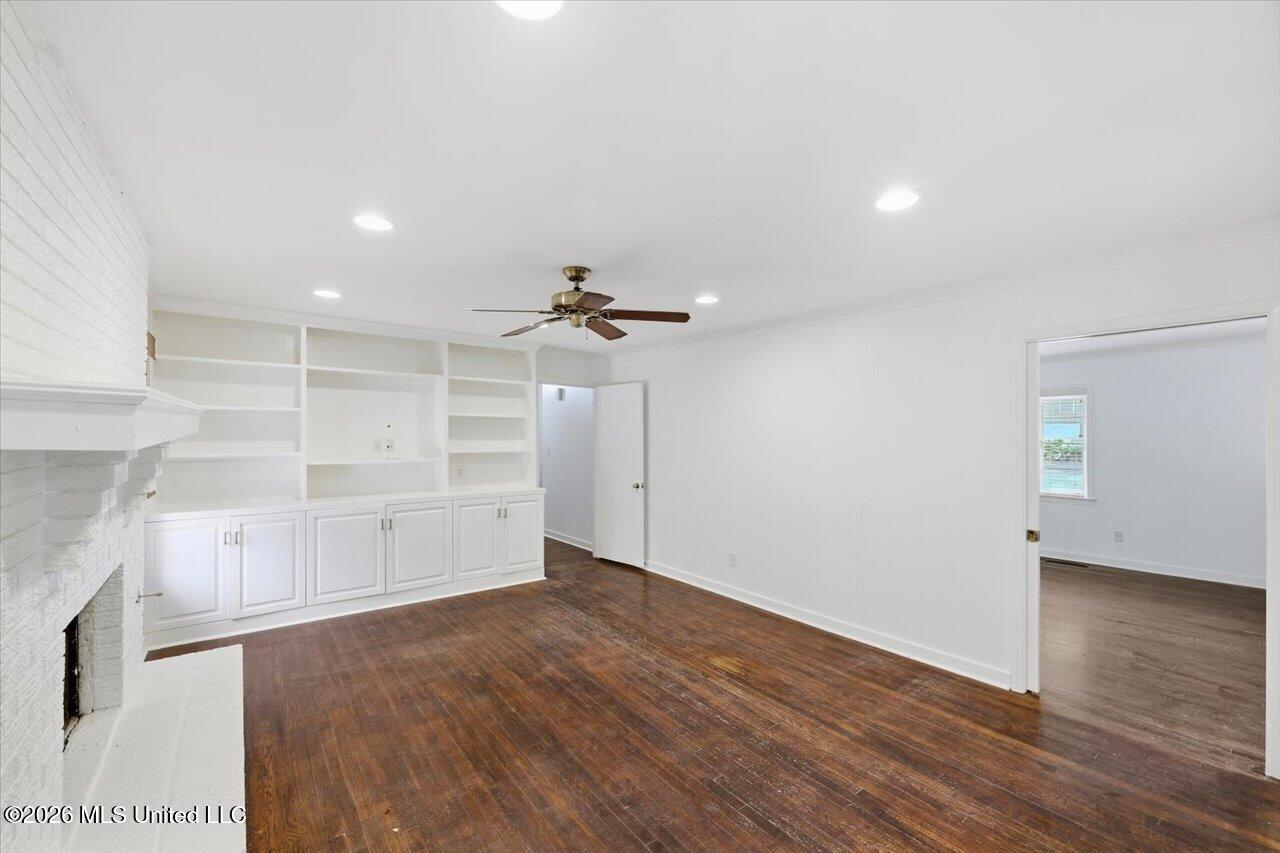 1070 Buckley Drive Property Photo 10