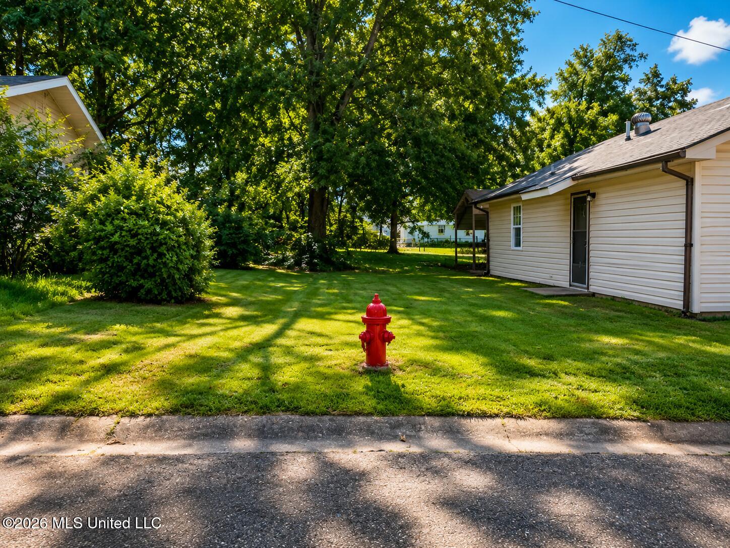 618 Campbell Street Property Photo 2