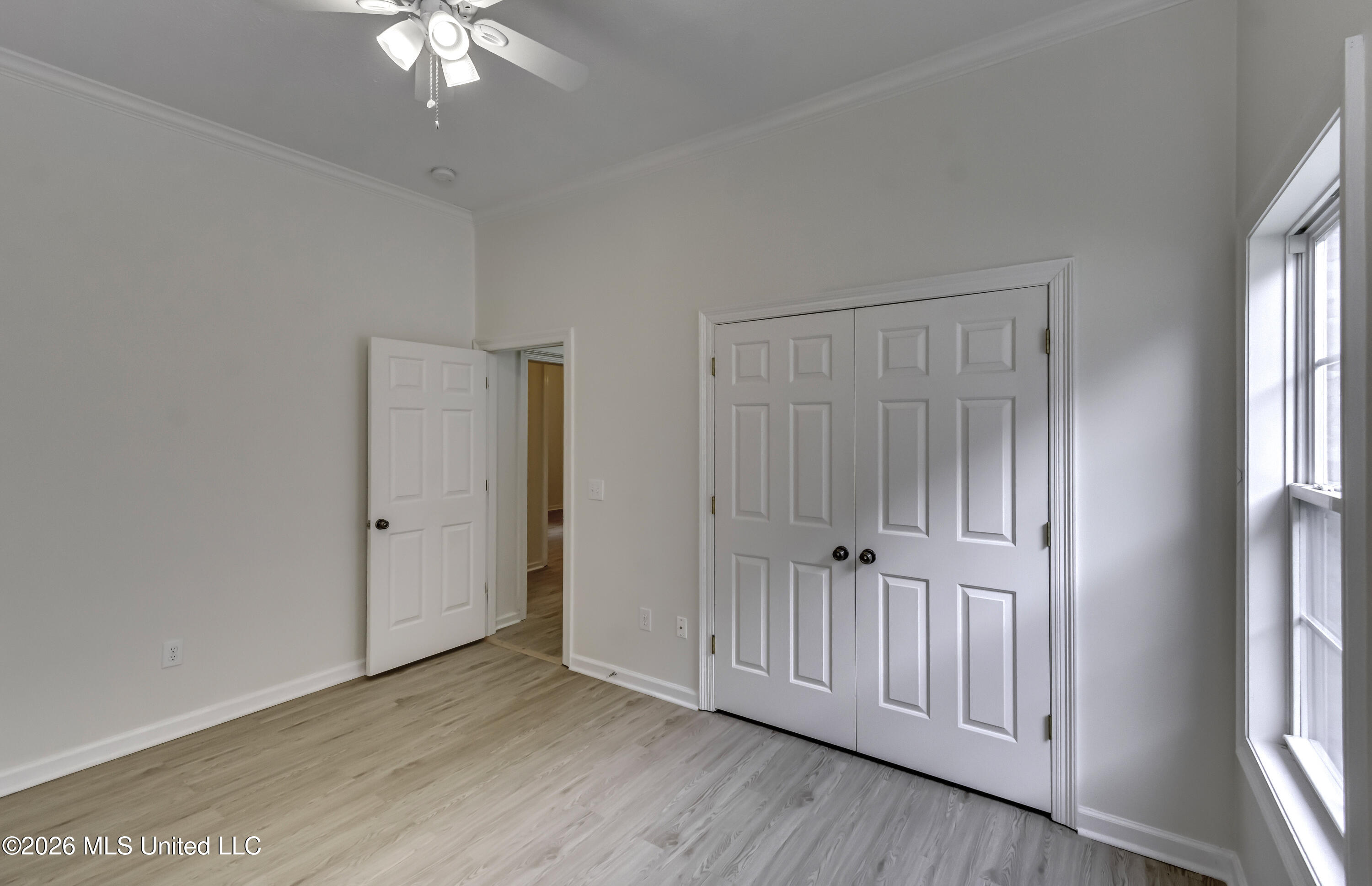 290 Geneva Boulevard Property Photo 28