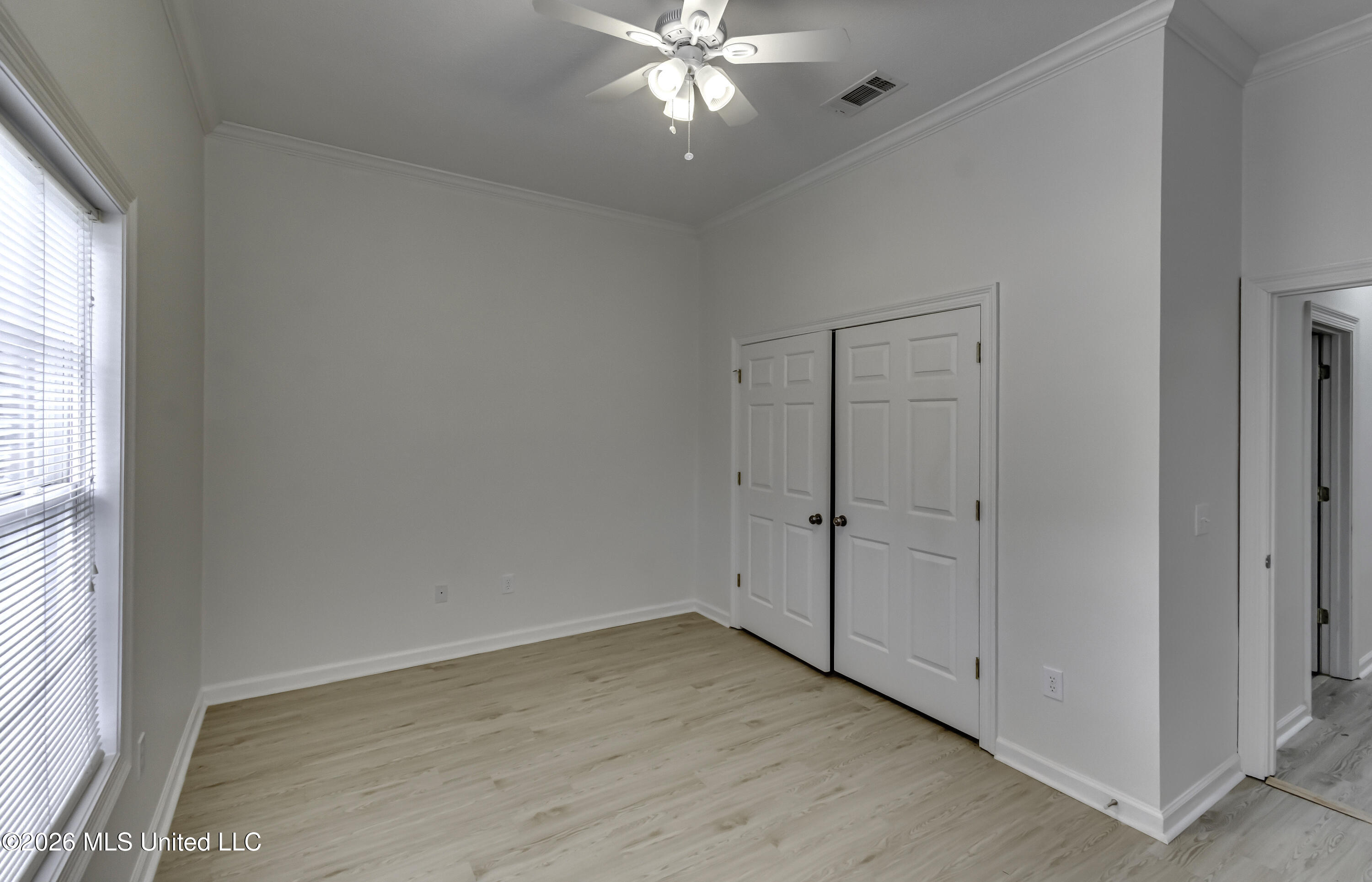 290 Geneva Boulevard Property Photo 35