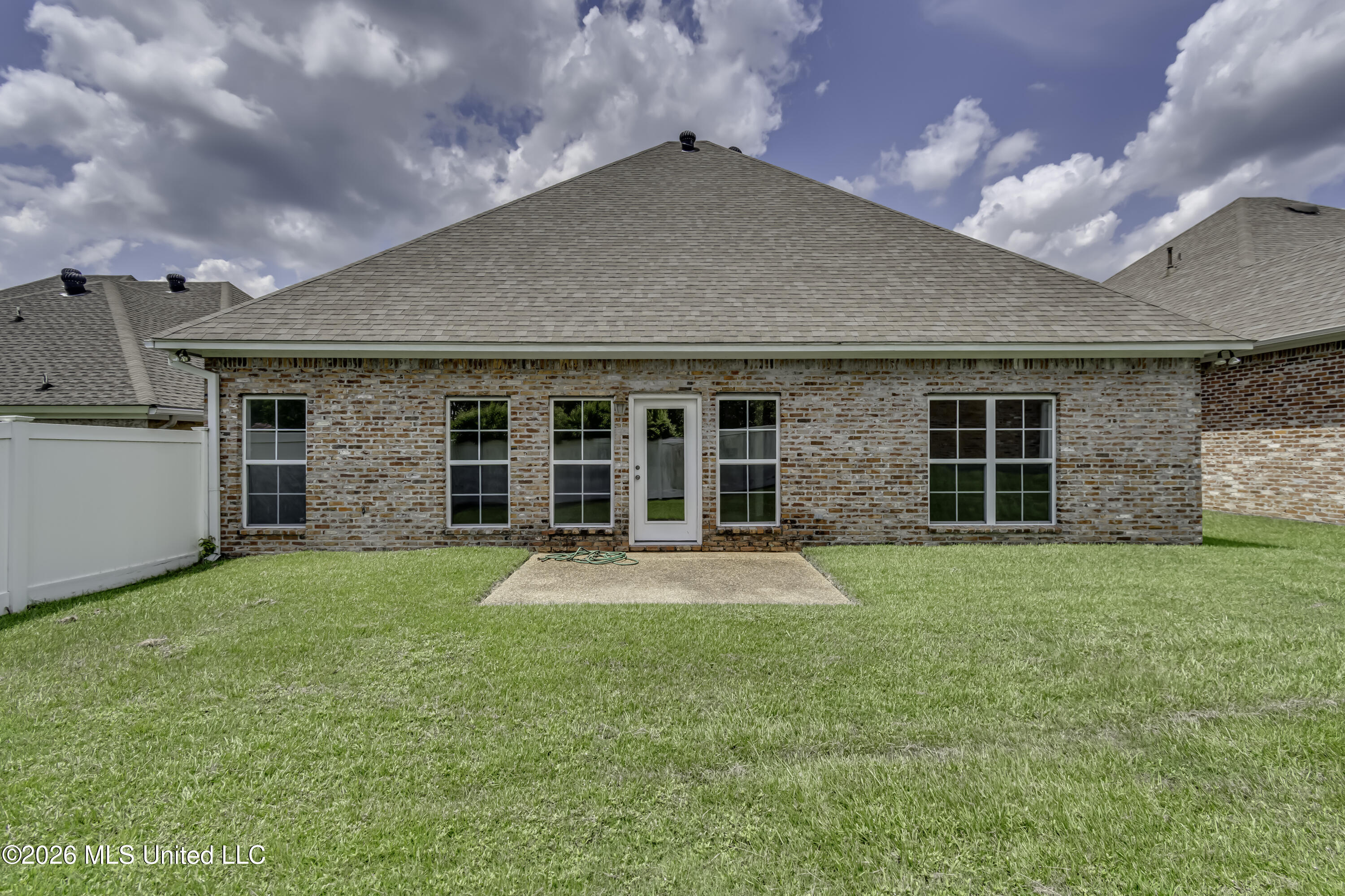 290 Geneva Boulevard Property Photo 50