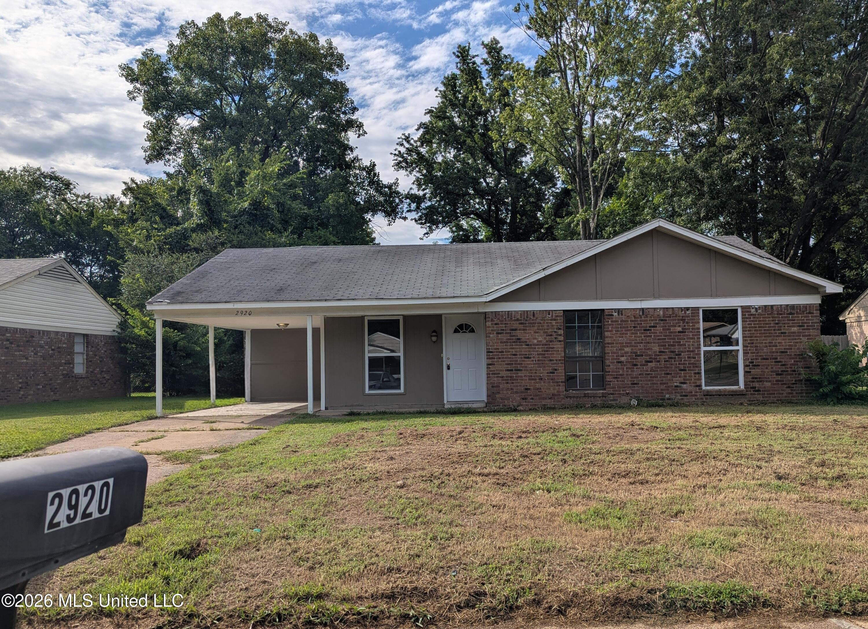 2920 Valleybrook Road Property Photo 1