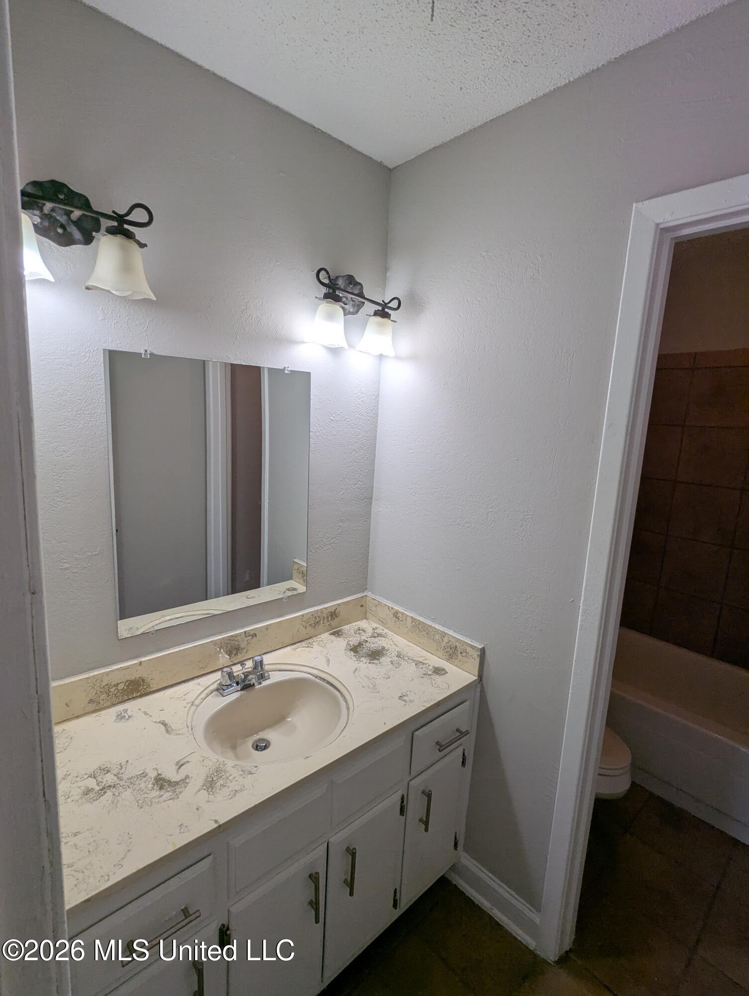 2920 Valleybrook Road Property Photo 7