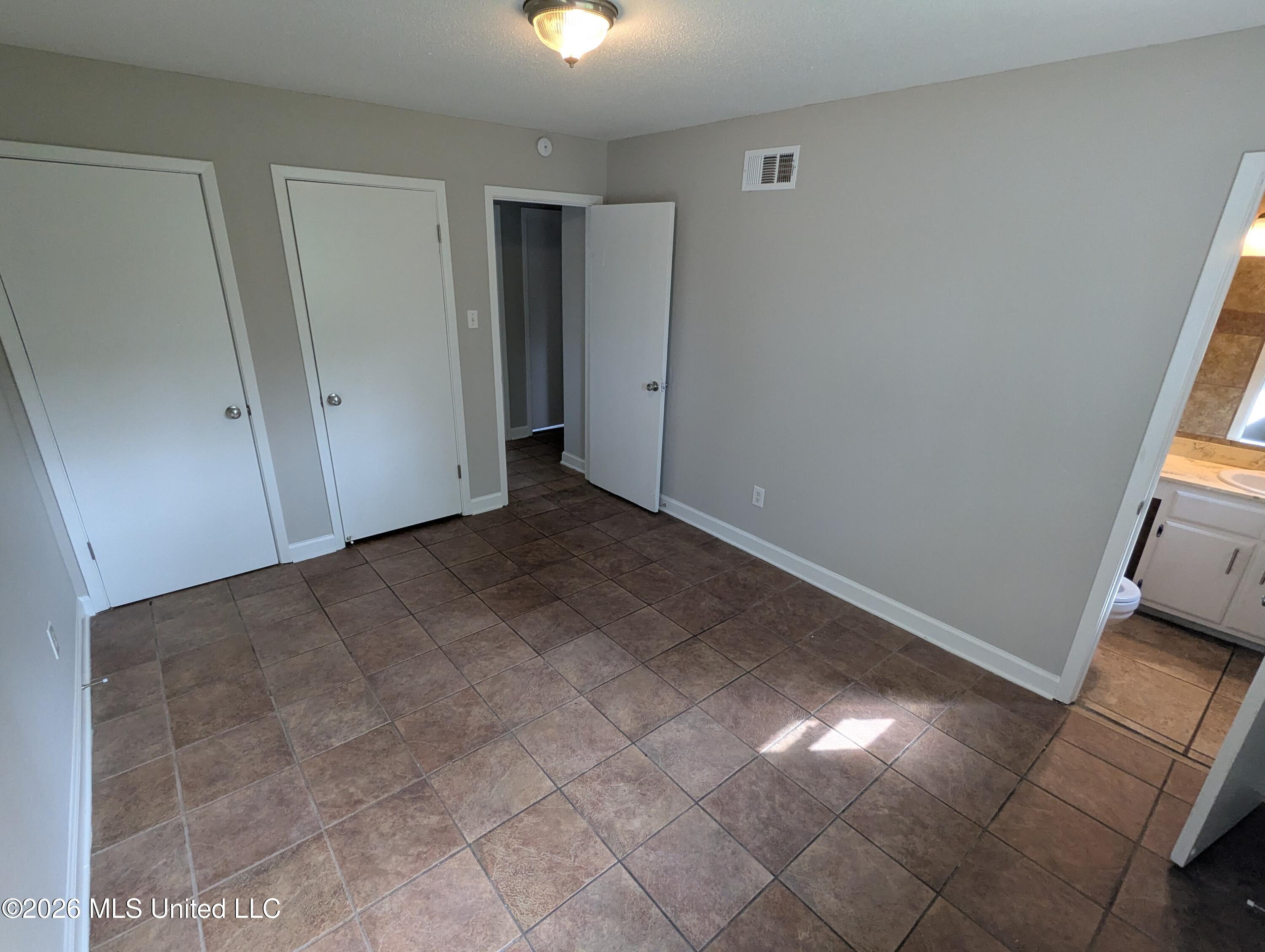 2920 Valleybrook Road Property Photo 11