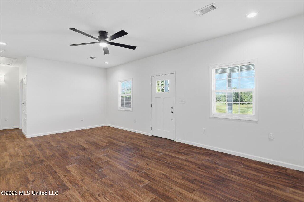 526 Andrew Chapel Road Property Photo 6
