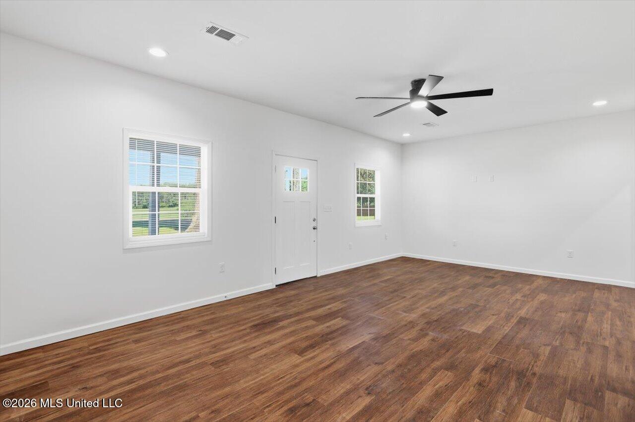 526 Andrew Chapel Road Property Photo 8