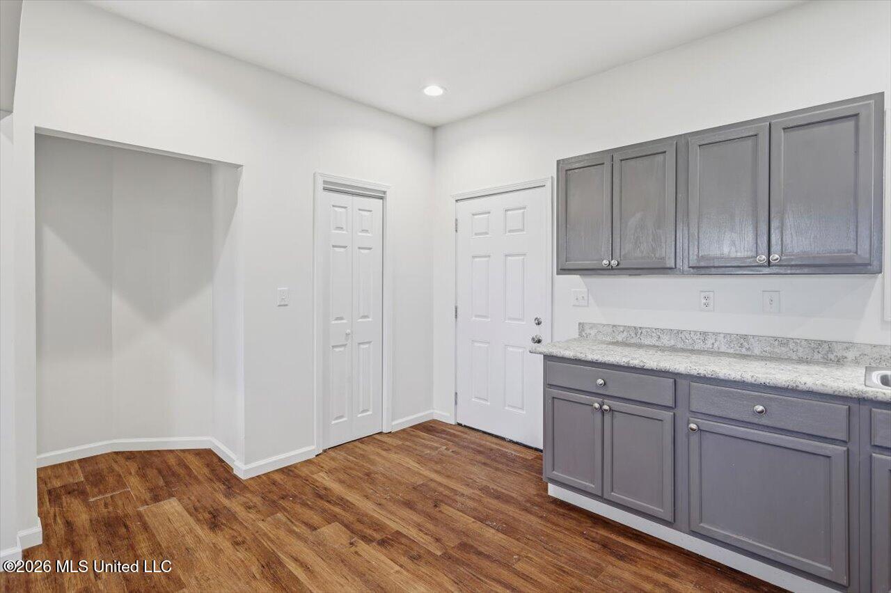 526 Andrew Chapel Road Property Photo 13