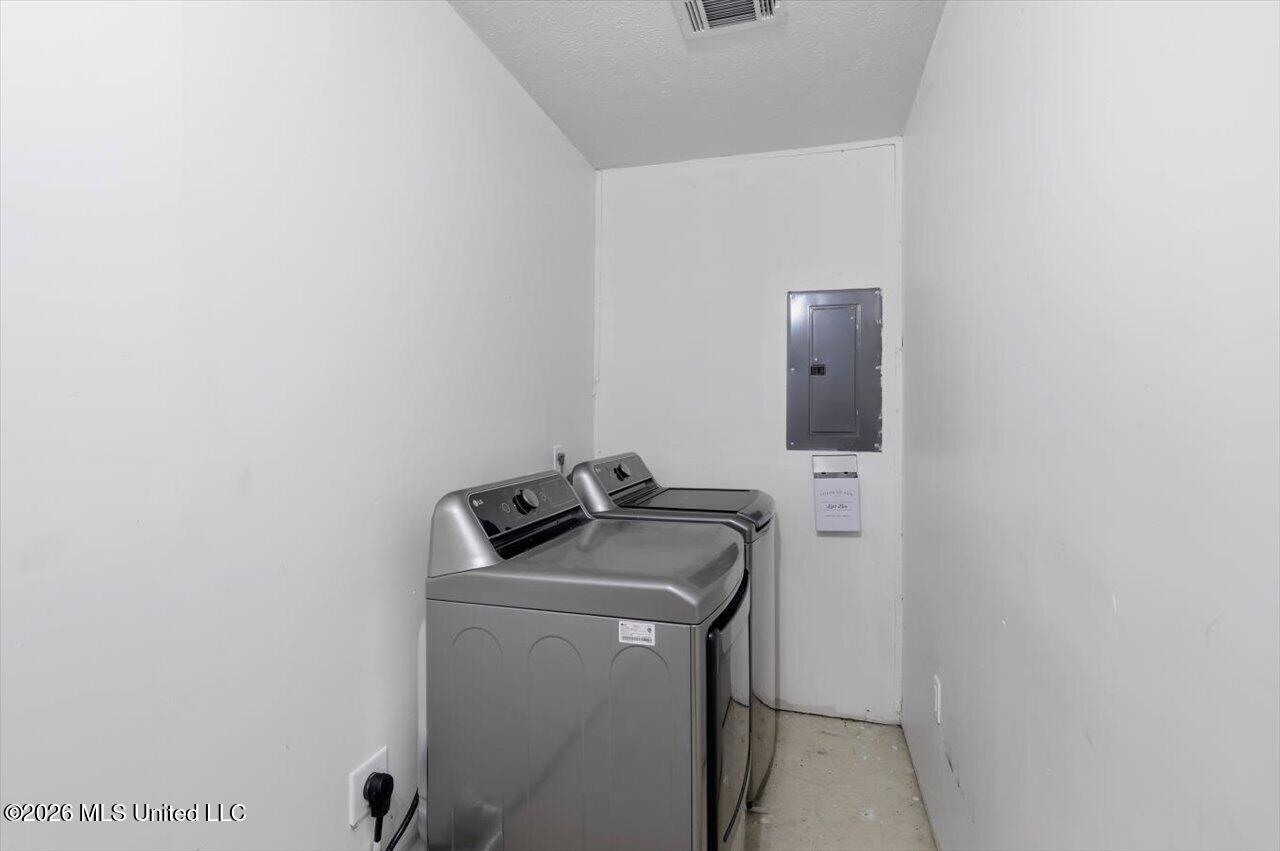 526 Andrew Chapel Road Property Photo 14