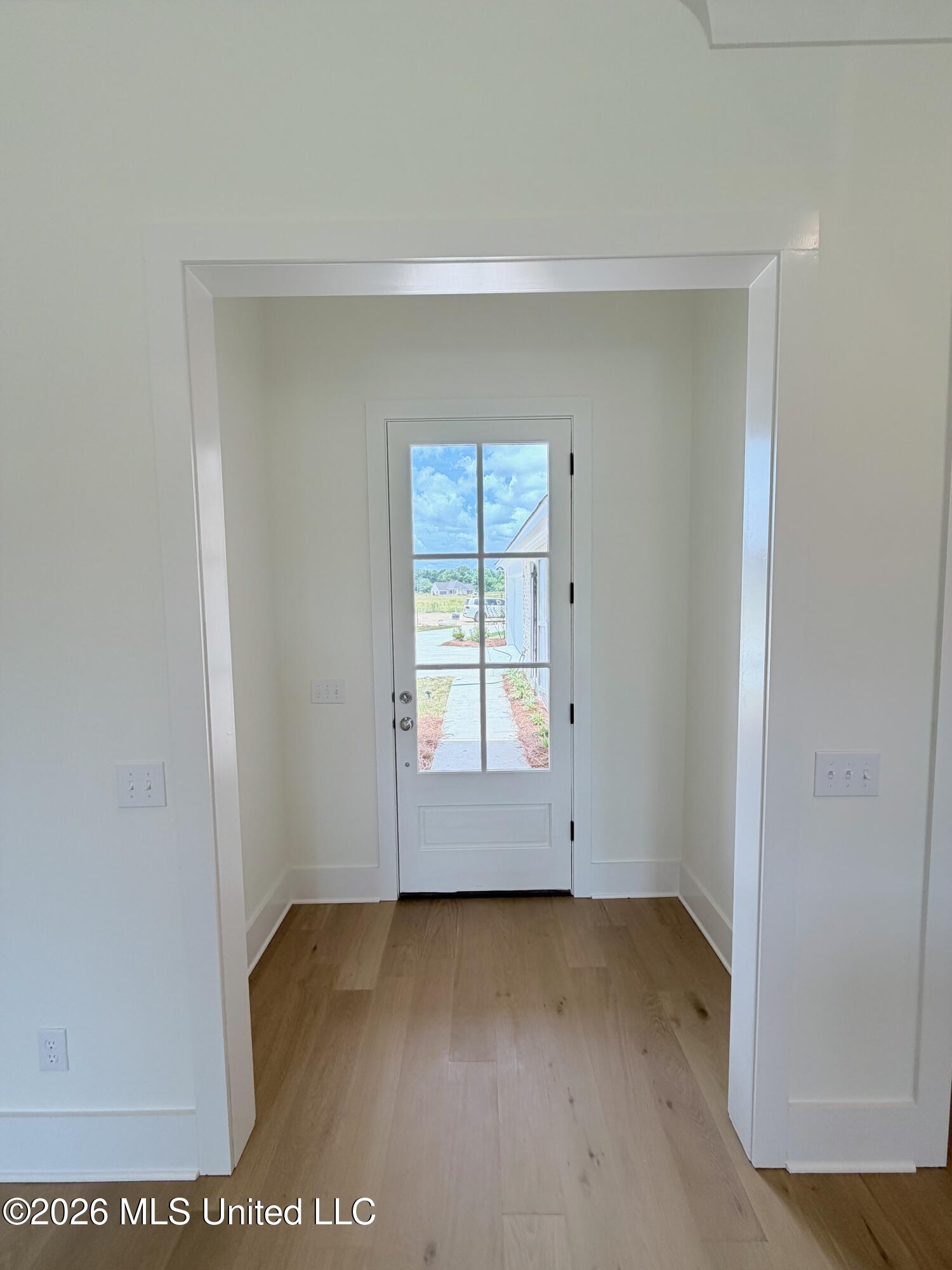 404 Alta Vista Property Photo 5