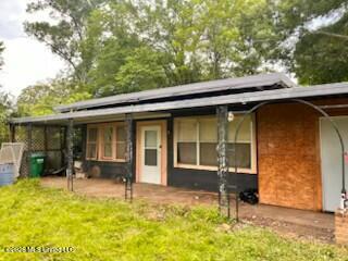 206 Lamar Street Property Photo 1